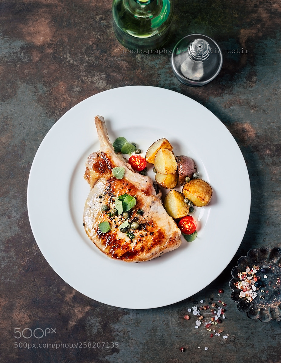 Sony a7R sample photo. Dinner photography