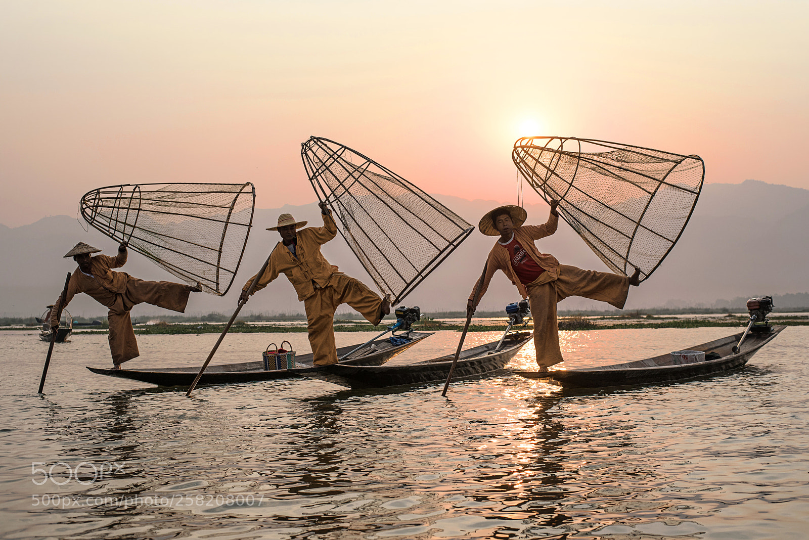 Nikon D750 sample photo. Intha traditional fisherman in photography