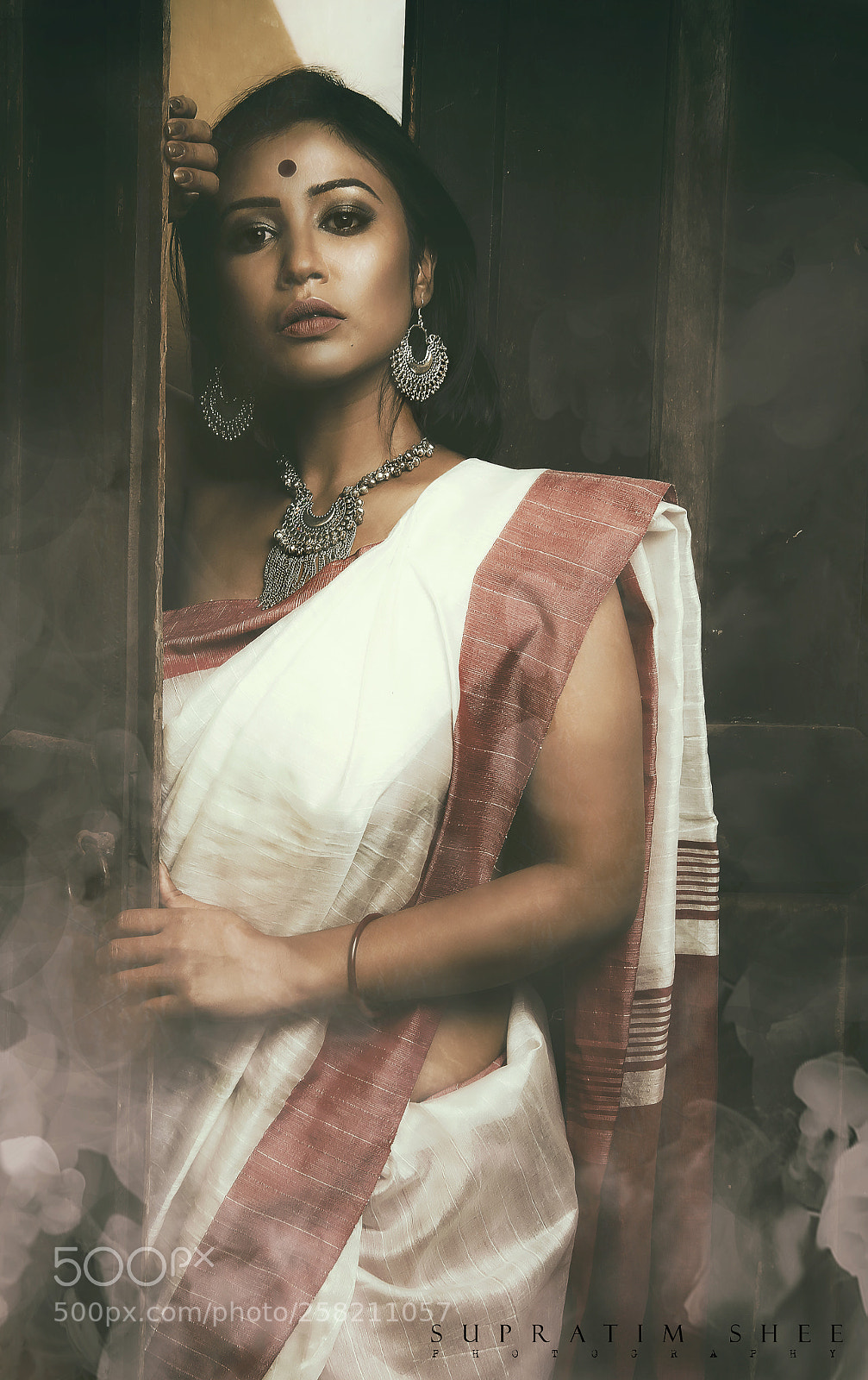 Nikon D7000 sample photo. The art photography