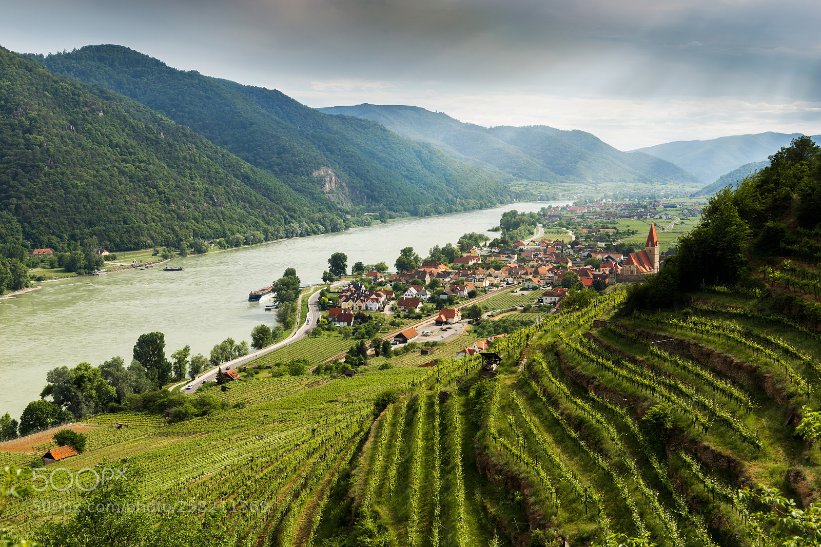 Canon EOS 6D sample photo. Weissenkirchen. wachau. austria. photography
