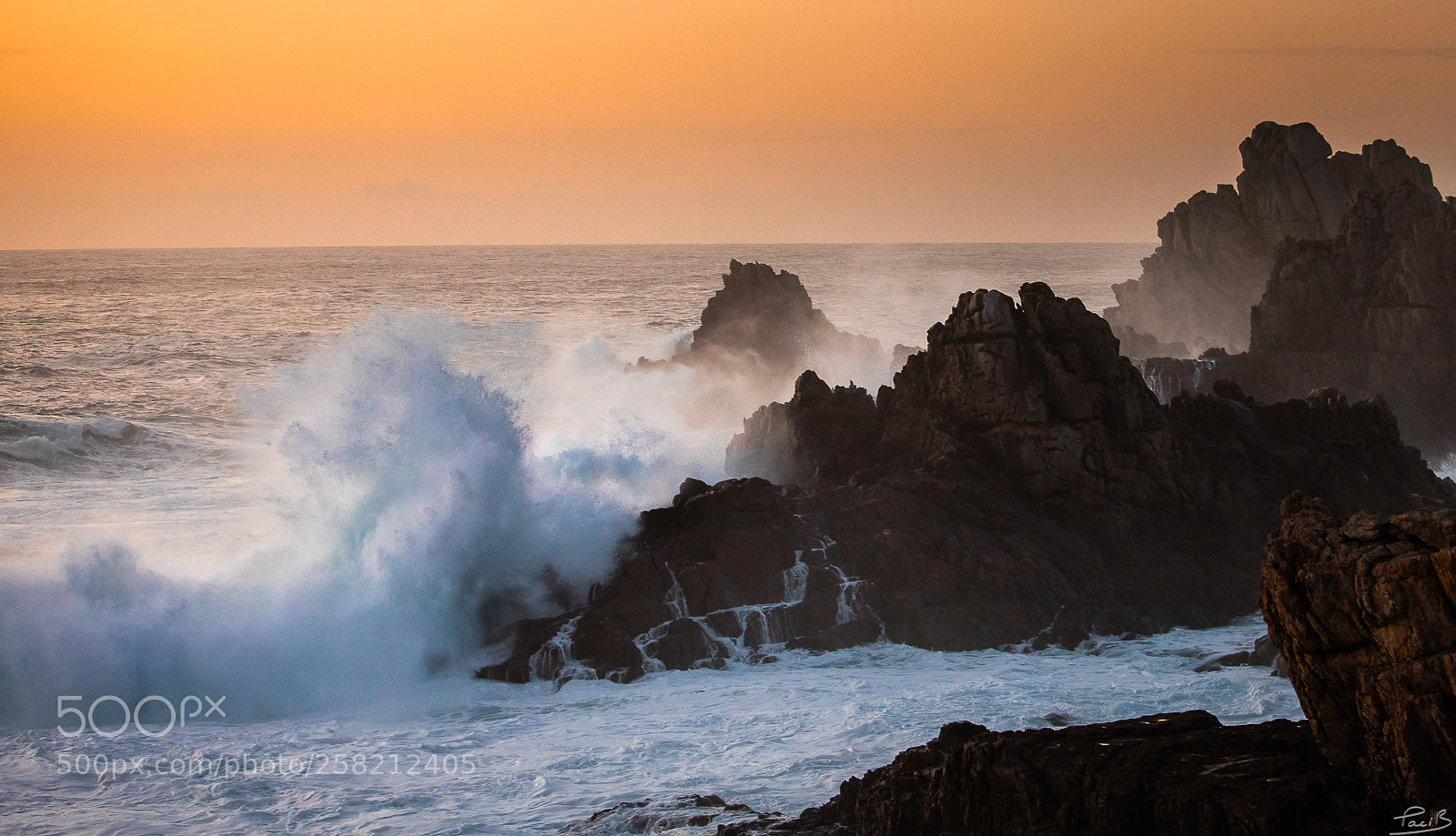 Canon EOS 5D Mark IV sample photo. Big waves photography