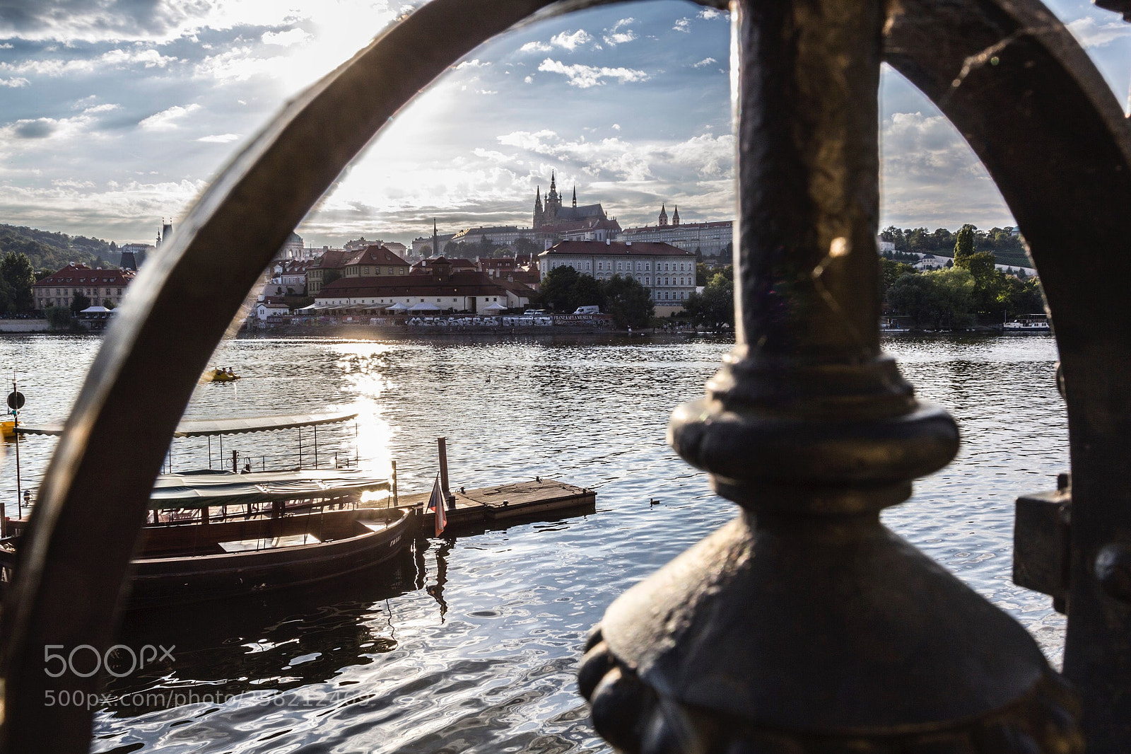 Canon EOS 550D (EOS Rebel T2i / EOS Kiss X4) sample photo. Karpov most (karlov's  bridge) photography