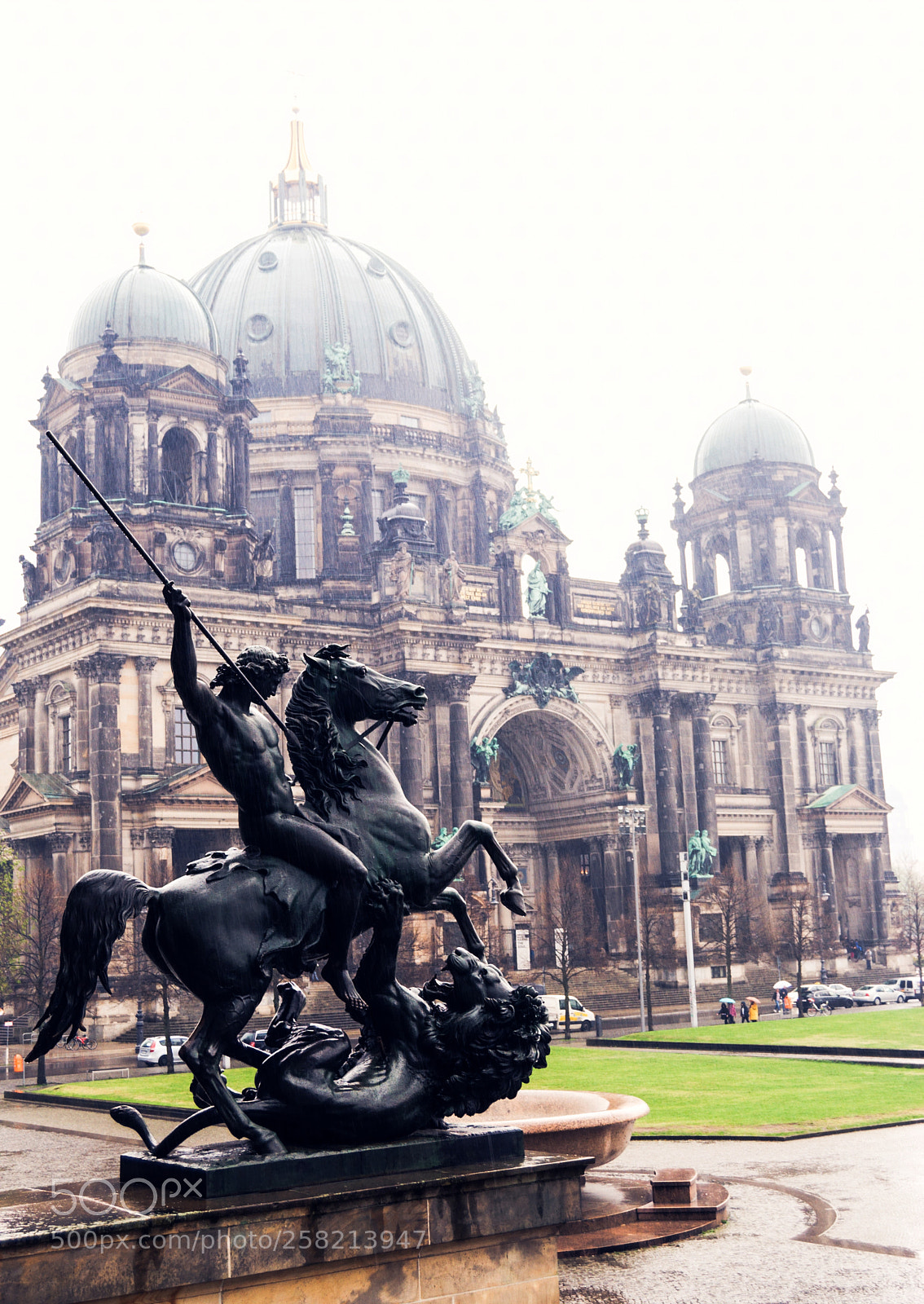 Nikon D60 sample photo. Berlin museum island photography
