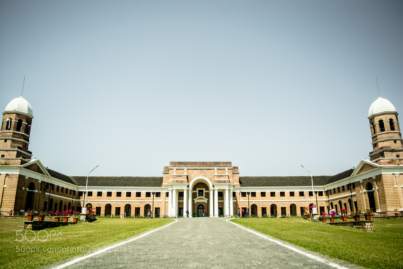 Nikon D5200 sample photo. Institution photography