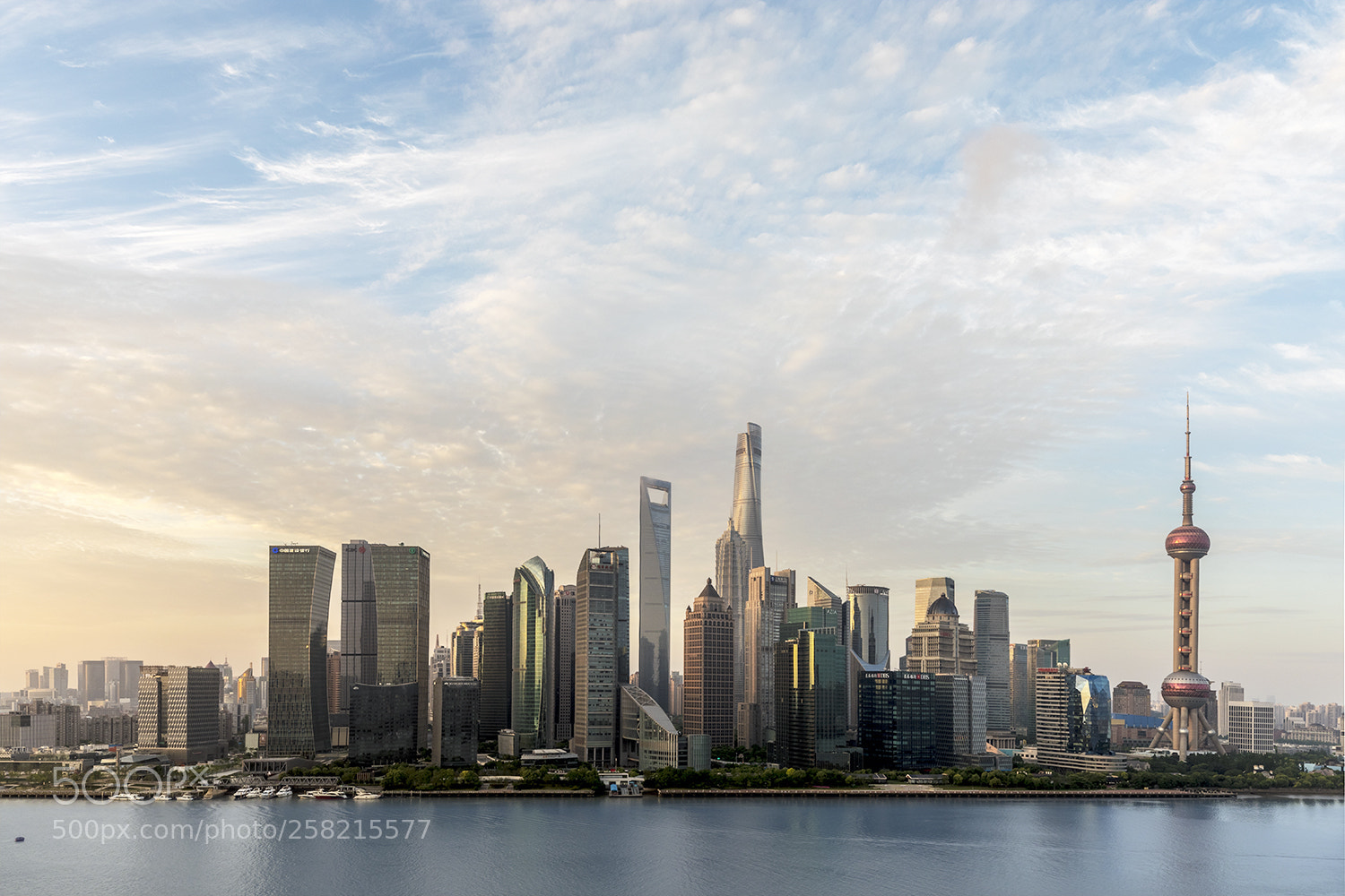 Canon EOS 5D Mark IV sample photo. Shanghai cityscape photography