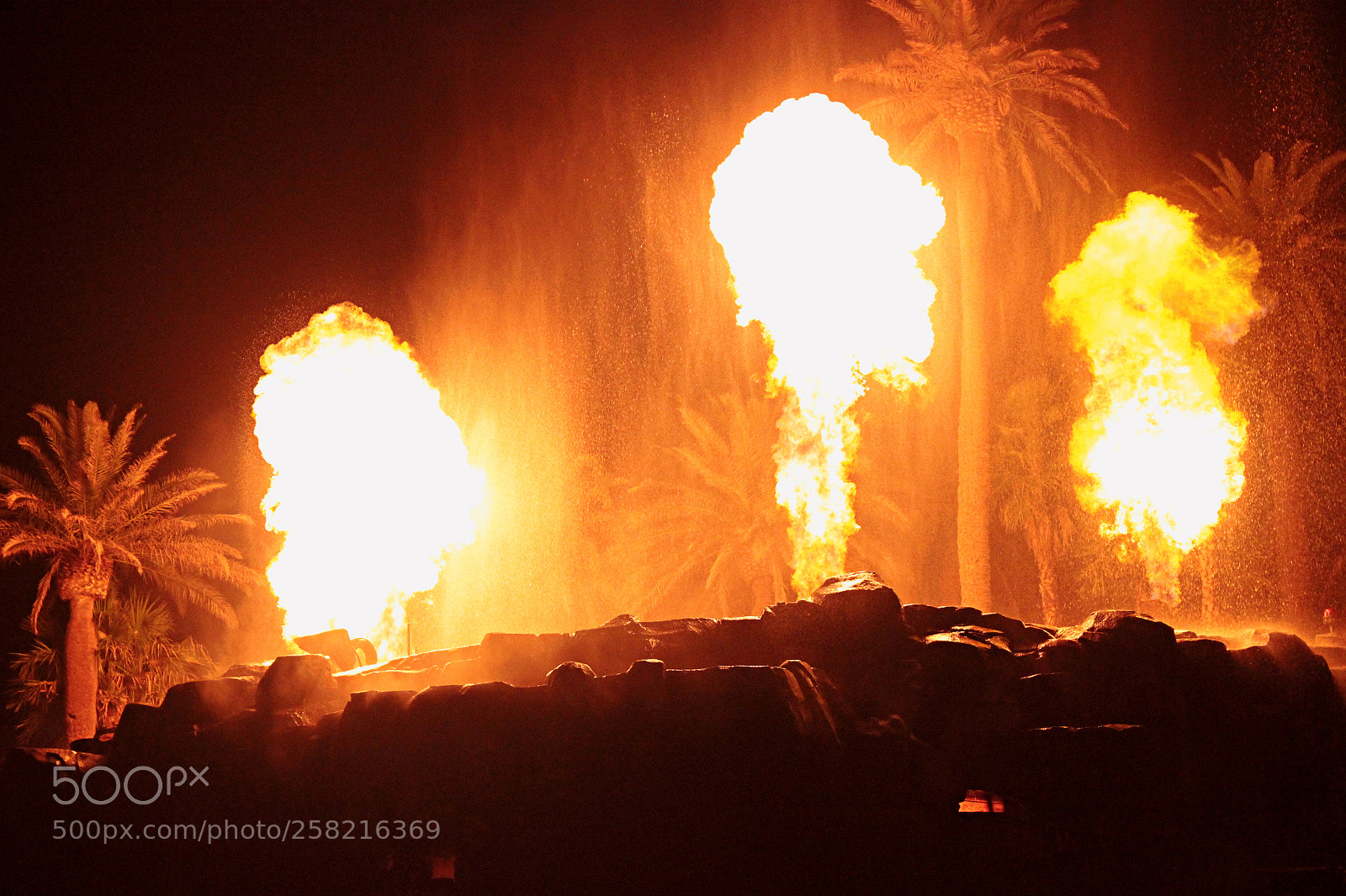 Canon EOS 600D (Rebel EOS T3i / EOS Kiss X5) sample photo. Mirage volcano photography