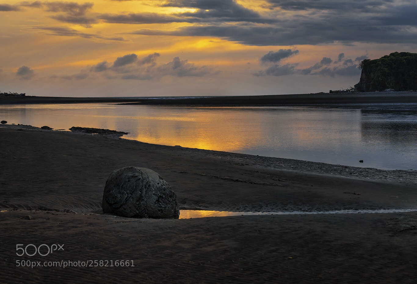 Sony a7R II sample photo. Sunset

 photography