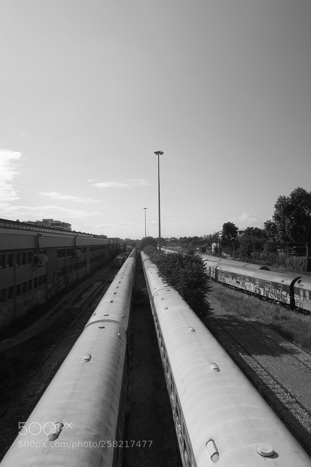 Canon PowerShot G7 X sample photo. Trains photography