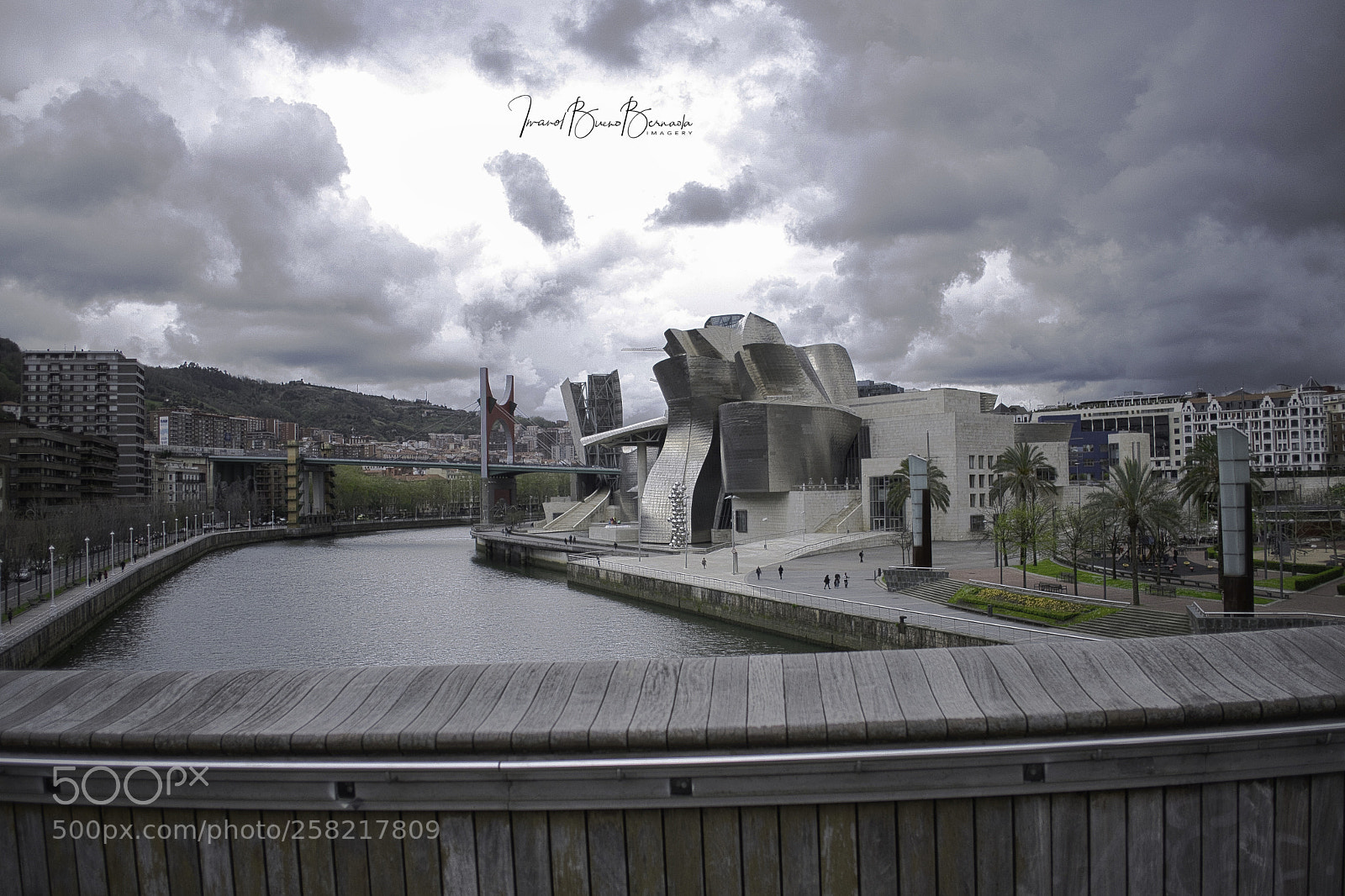 Fujifilm X-T2 sample photo. From the bridge photography