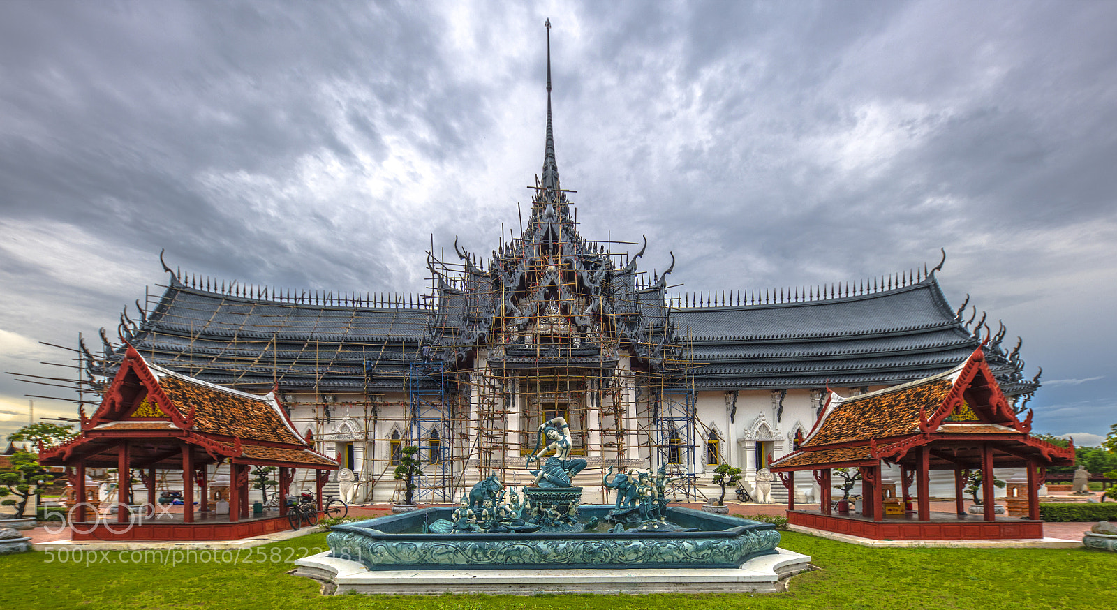 Nikon D850 sample photo. Un temple parmi les photography