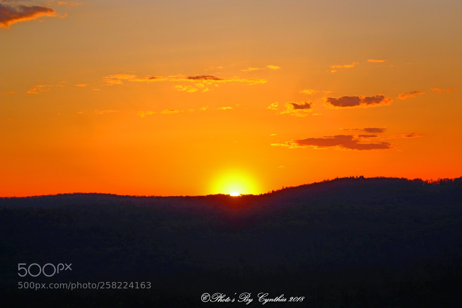 Canon EOS 1300D (EOS Rebel T6 / EOS Kiss X80) sample photo. Sunset fire photography