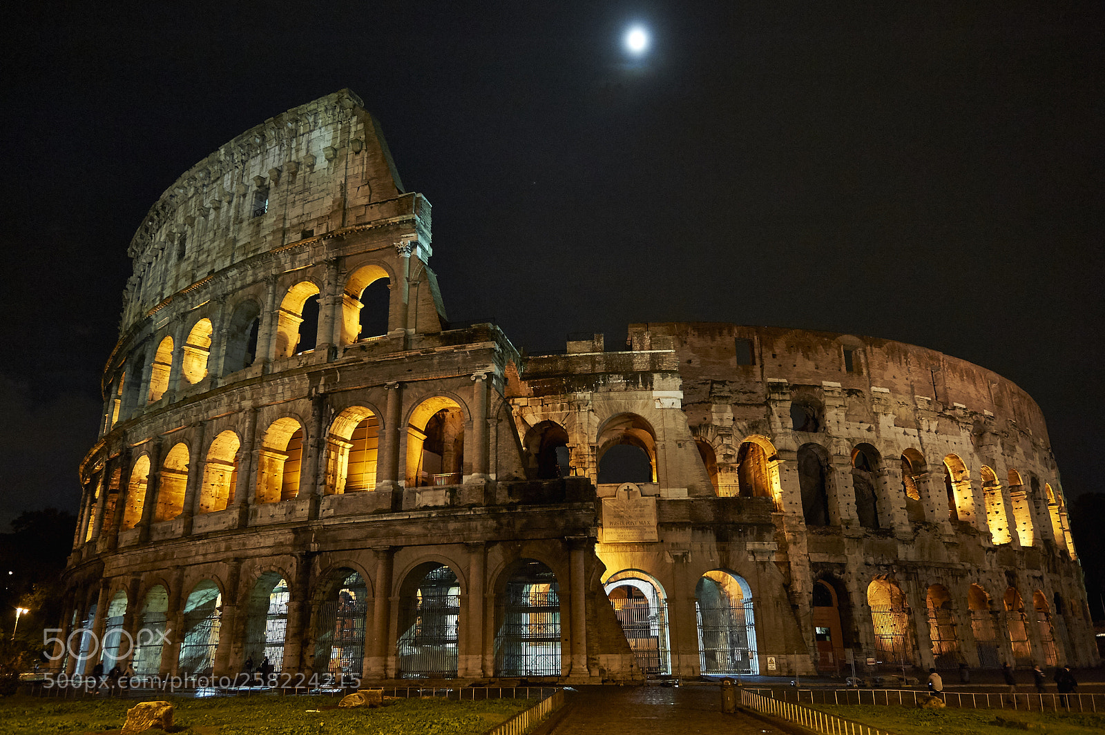 Nikon D700 sample photo. Coliseo photography