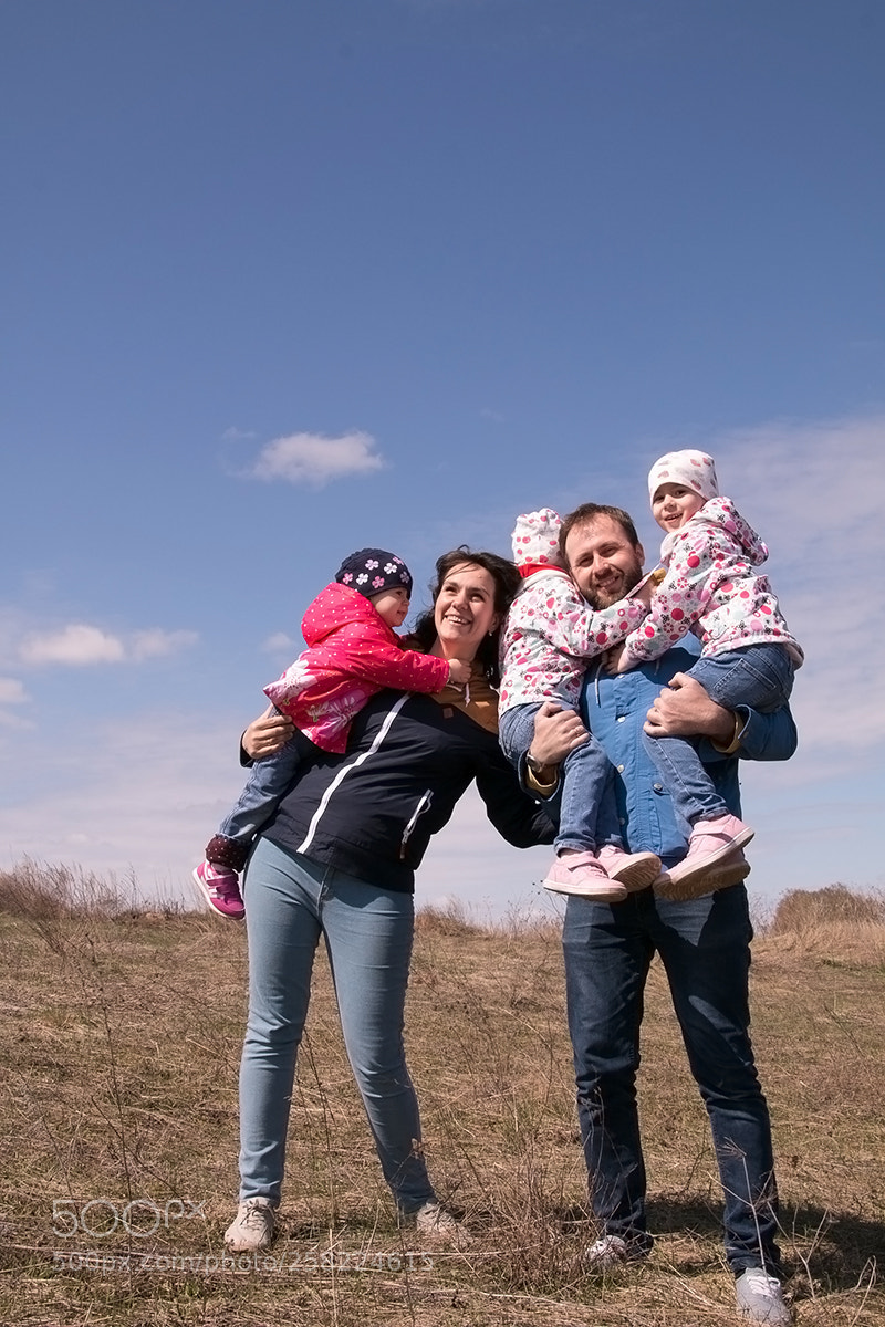 Canon EOS 70D sample photo. A family photography