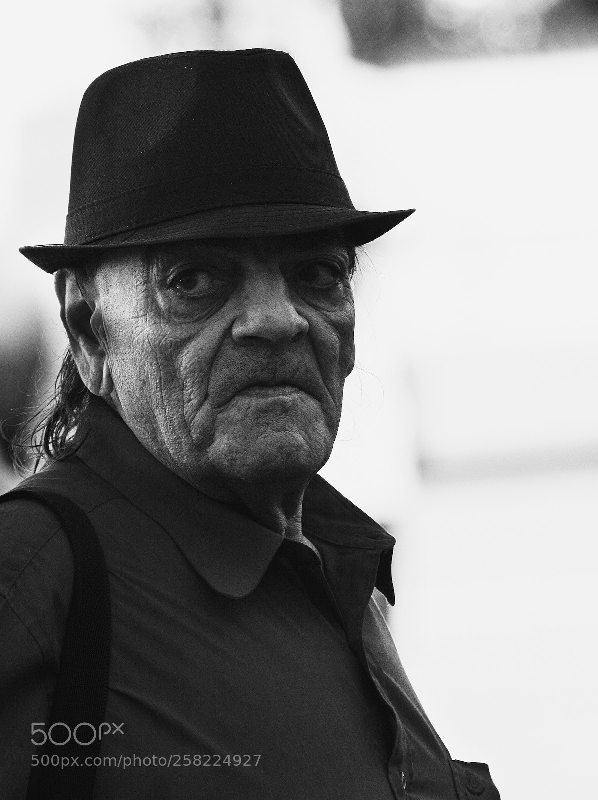 Canon EOS 30D sample photo. Street portrait photography