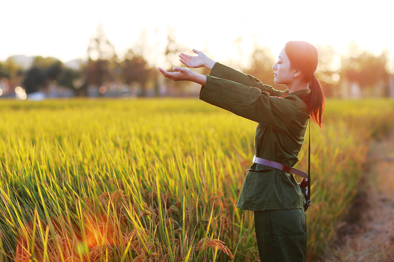 Canon EOS 6D + Canon EF 85mm F1.2L II USM sample photo