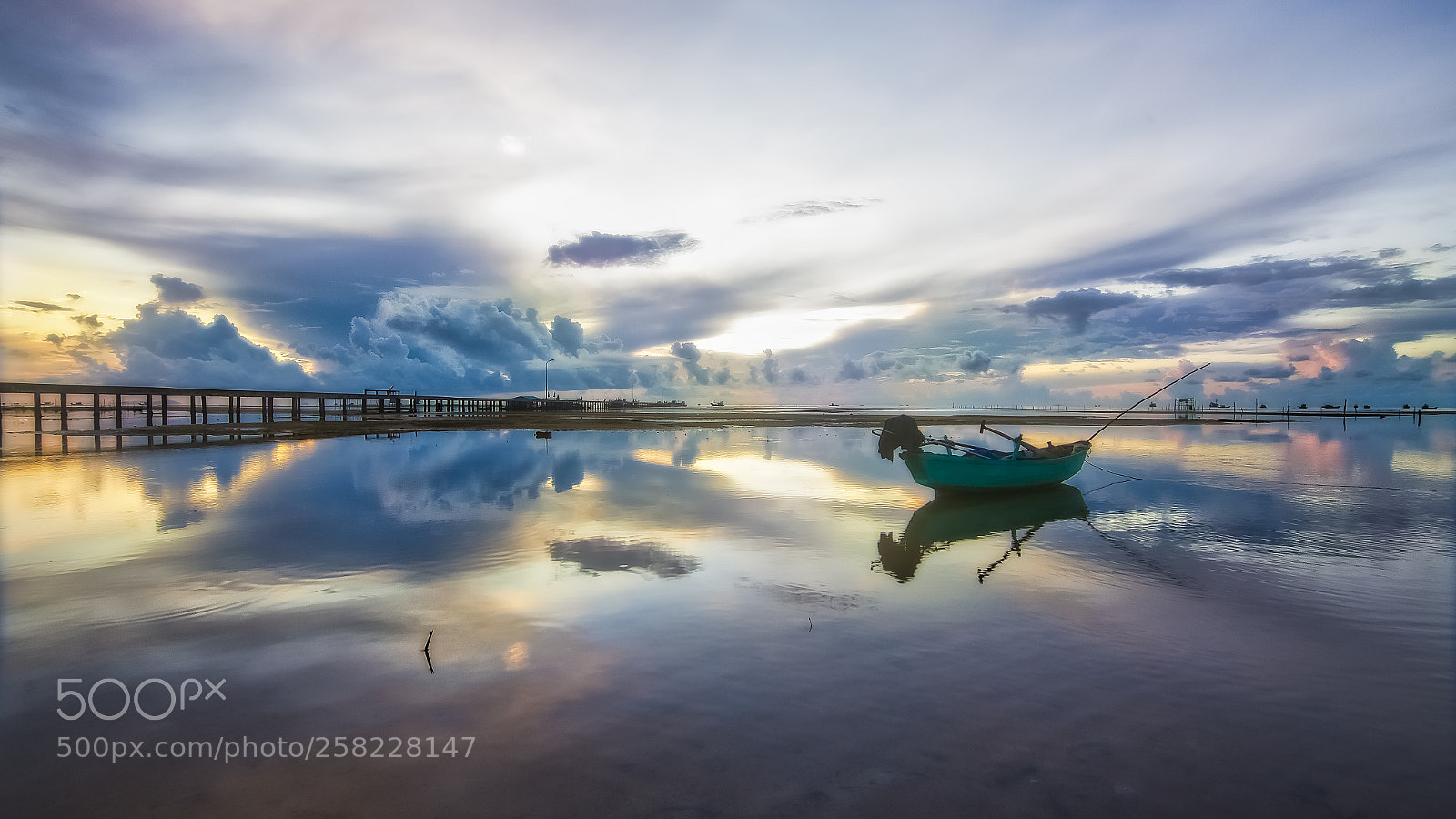 Canon EOS 6D sample photo. B nh minh c photography