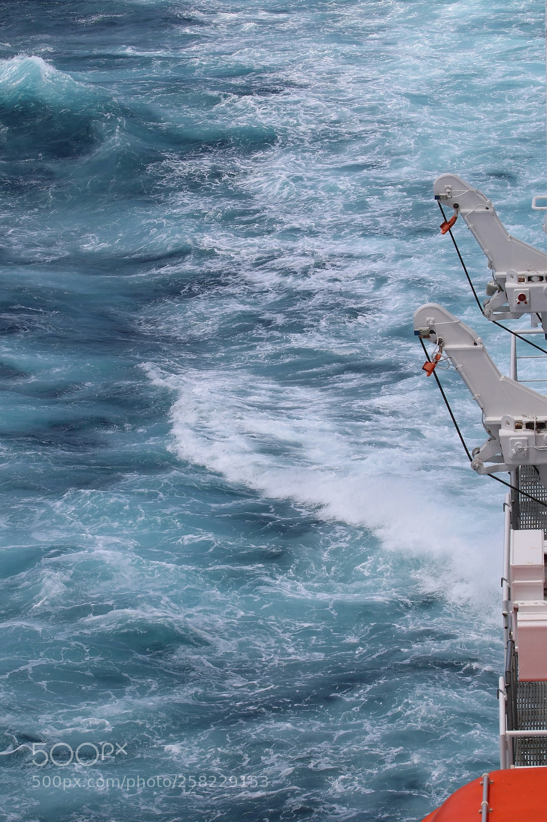 Canon EOS 70D sample photo. Davits on ship photography