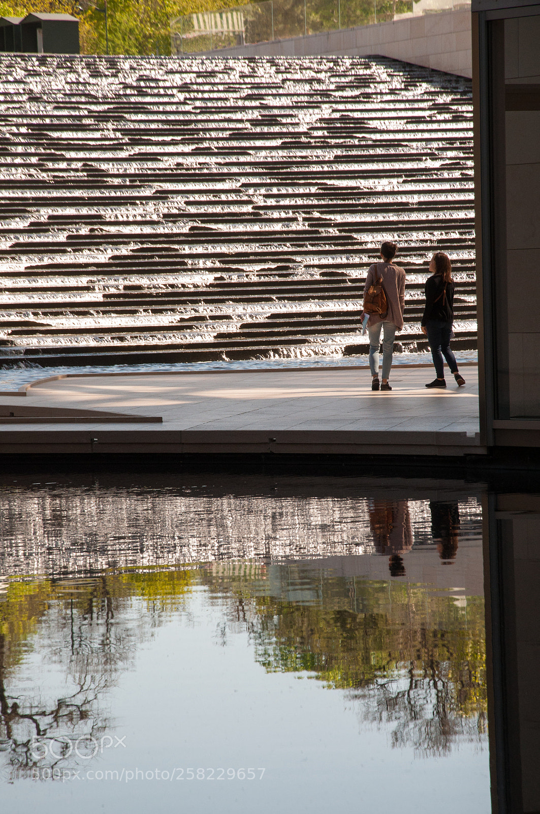 Nikon D90 sample photo. Fondation louis vuiton photography