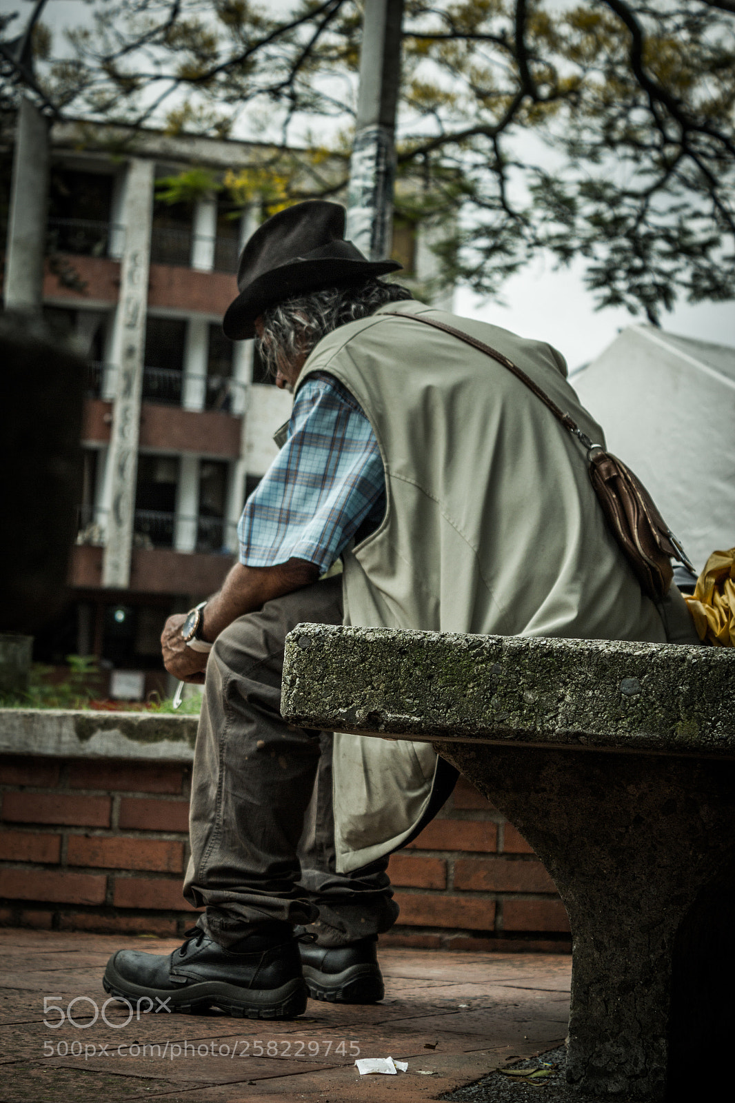 Canon EOS 600D (Rebel EOS T3i / EOS Kiss X5) sample photo. Limbo. photography