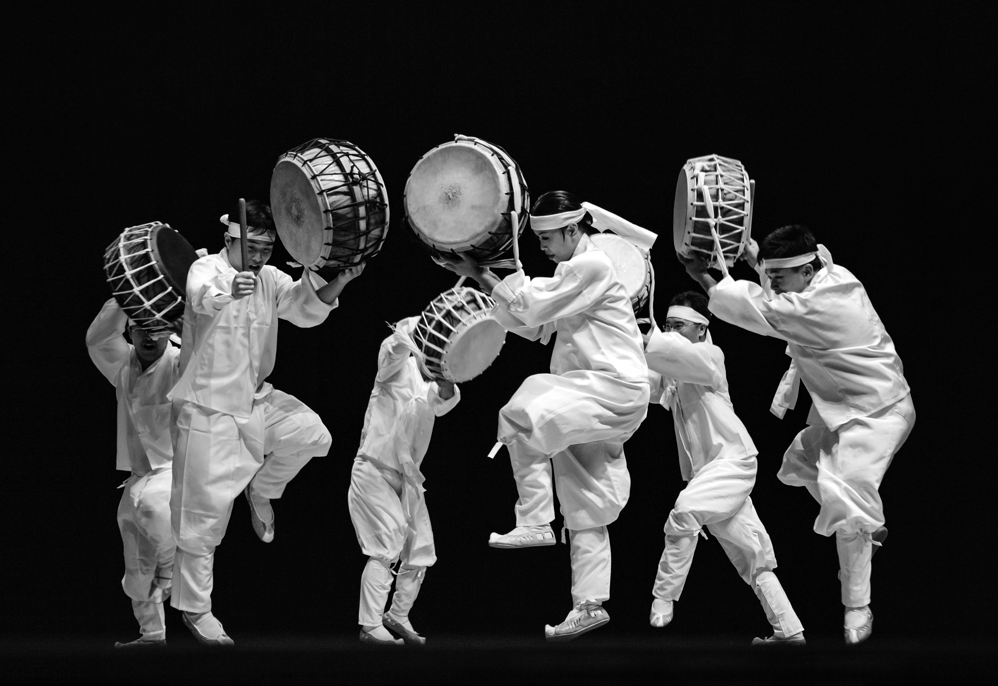 Pentax K20D sample photo. Korean drum dance photography