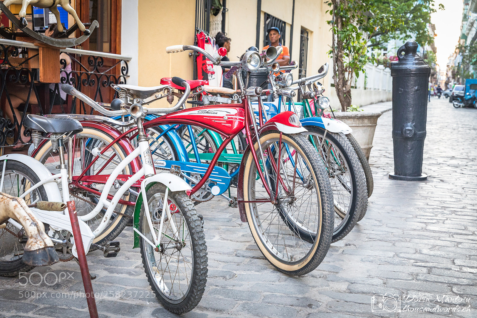Canon EOS 5D Mark IV sample photo. Havana's streets photography