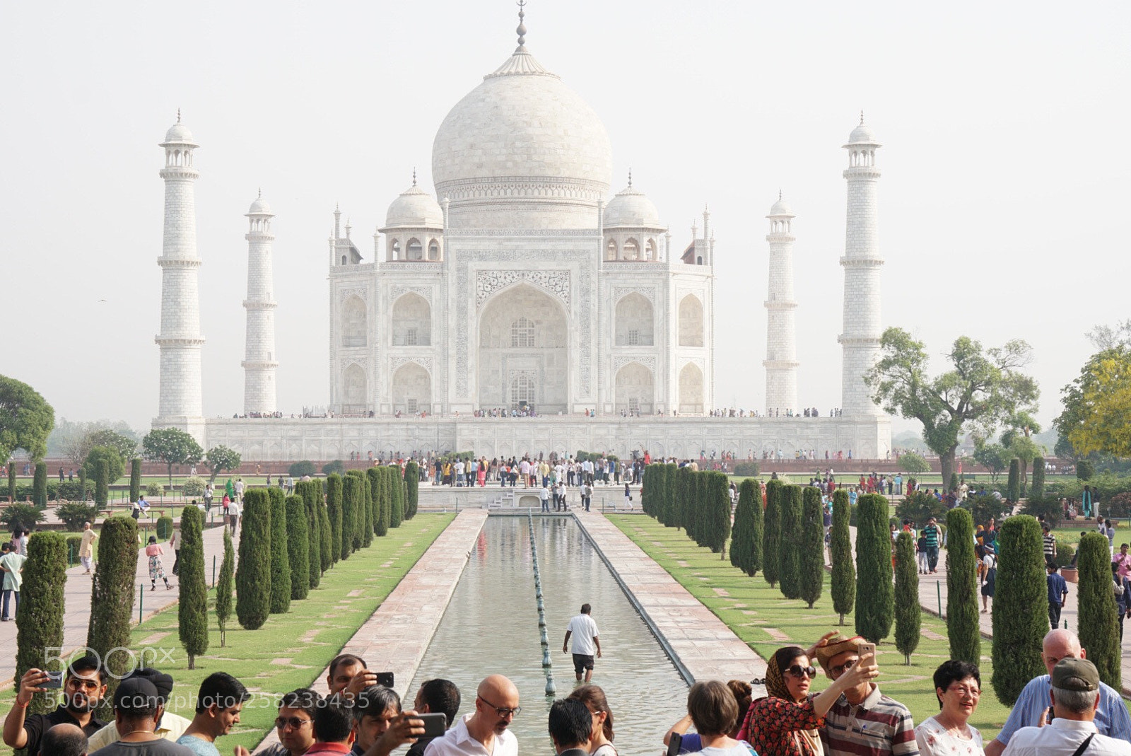 Sony a6300 sample photo. The taj mahal photography