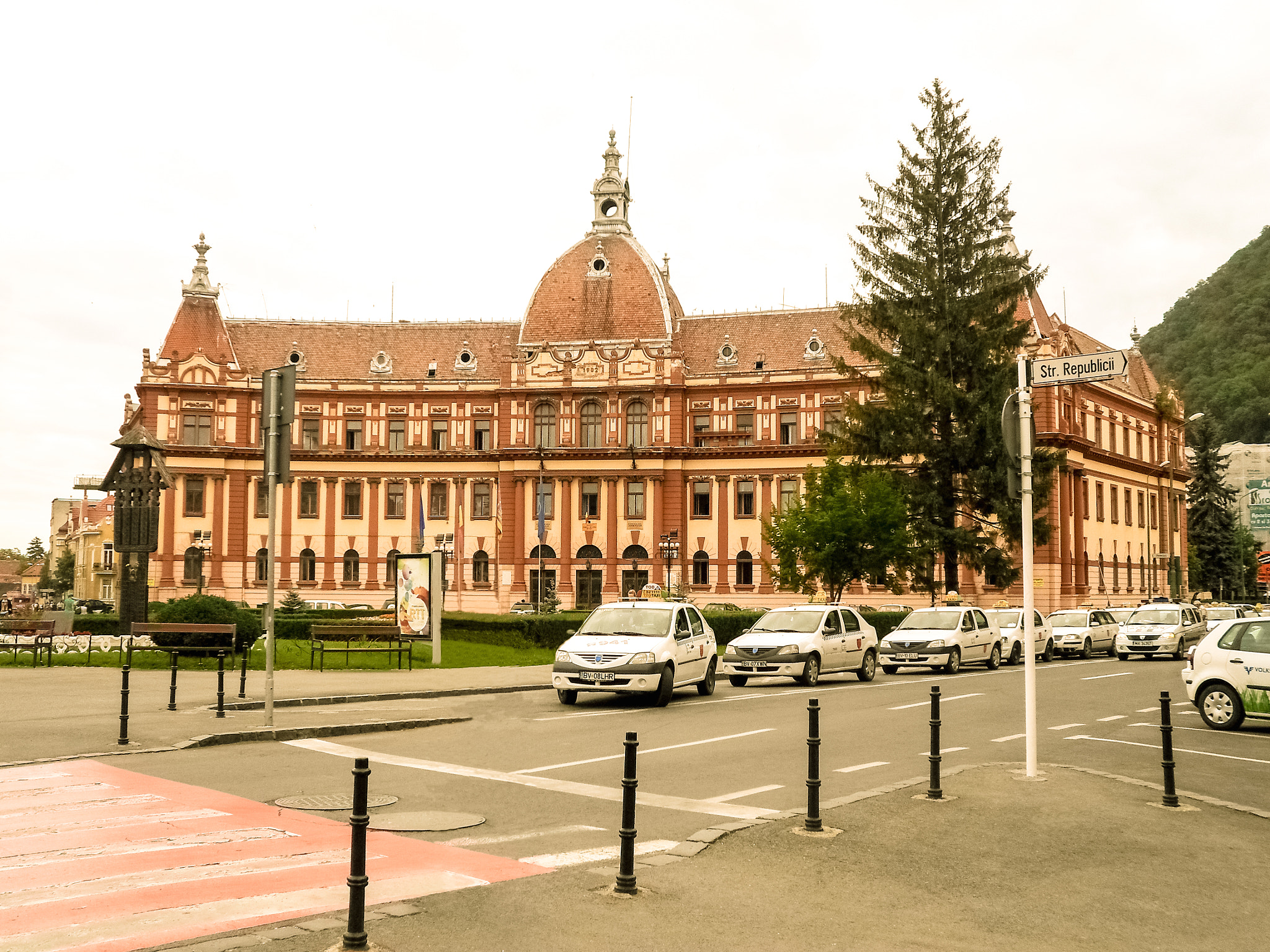 Samsung ST77 / ST79 sample photo. Str. republicii, brasov photography