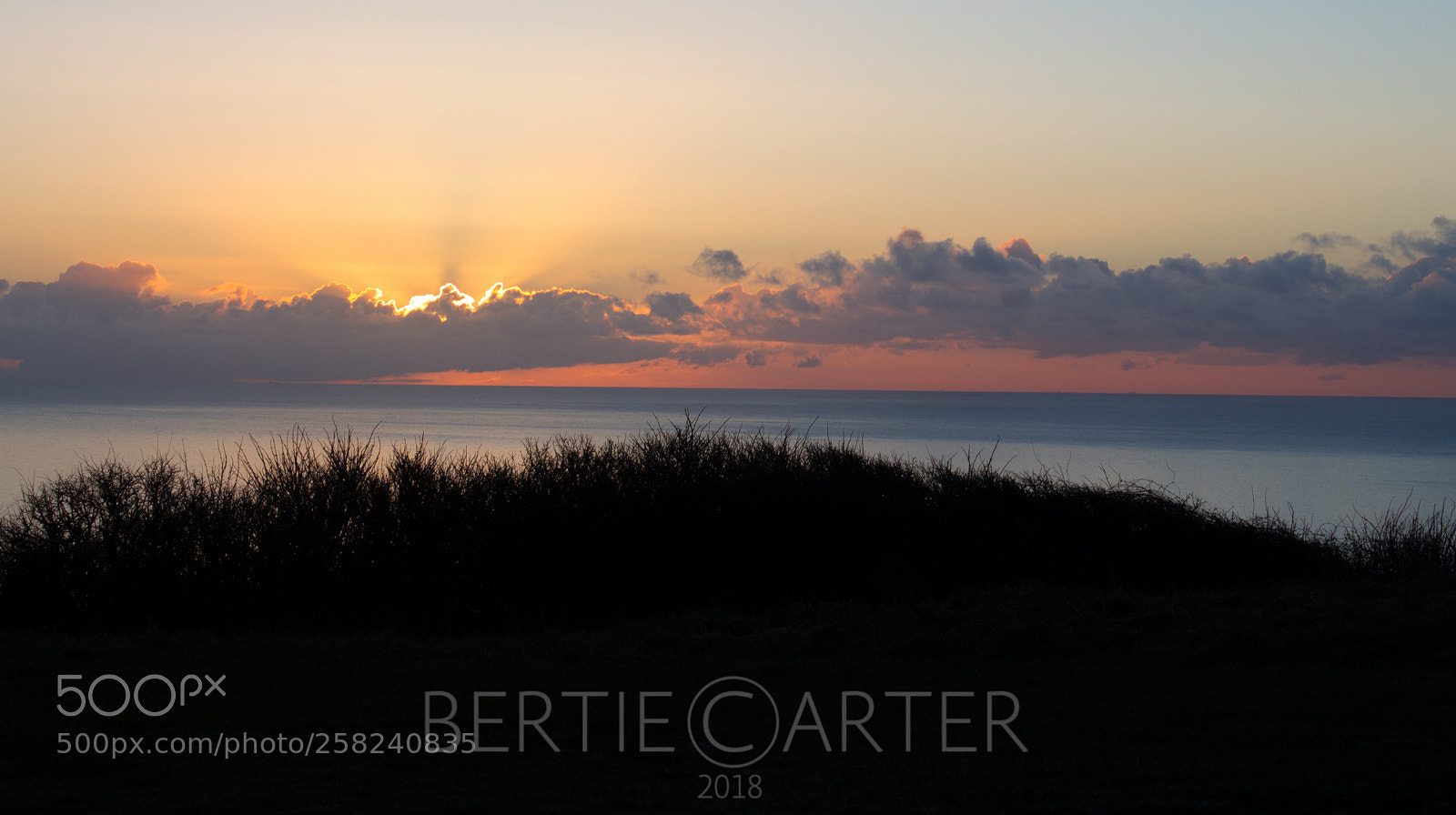 Canon EOS 700D (EOS Rebel T5i / EOS Kiss X7i) sample photo. Sussex coast sunrise photography