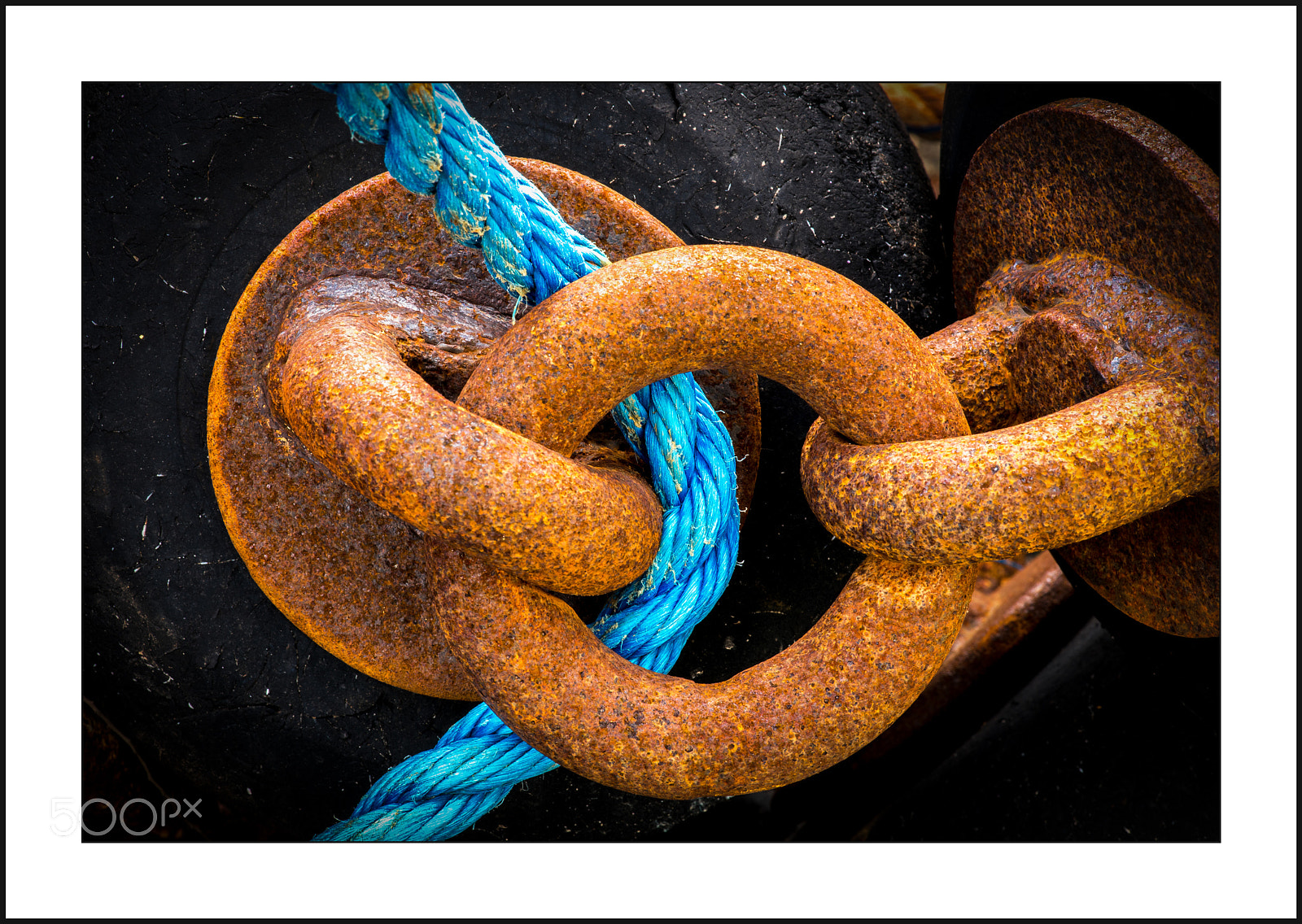 Nikon D750 sample photo. R3 (rust, ring & rope) photography