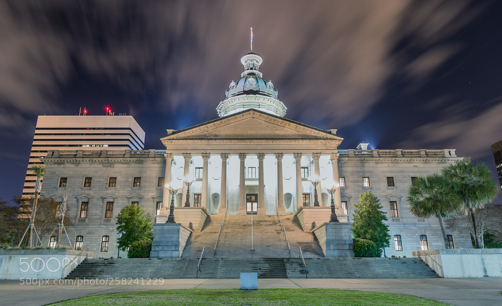 Canon EOS 5D Mark IV sample photo. South carolina state house photography