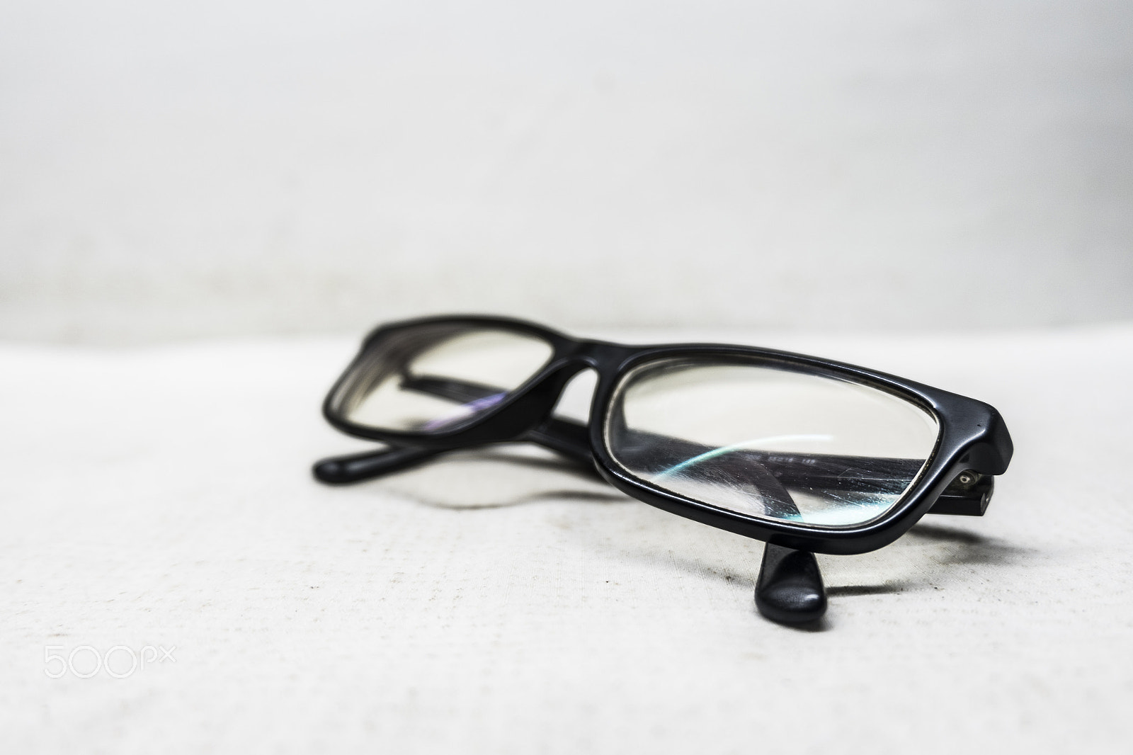 Fujifilm X-A10 sample photo. Glasses photography