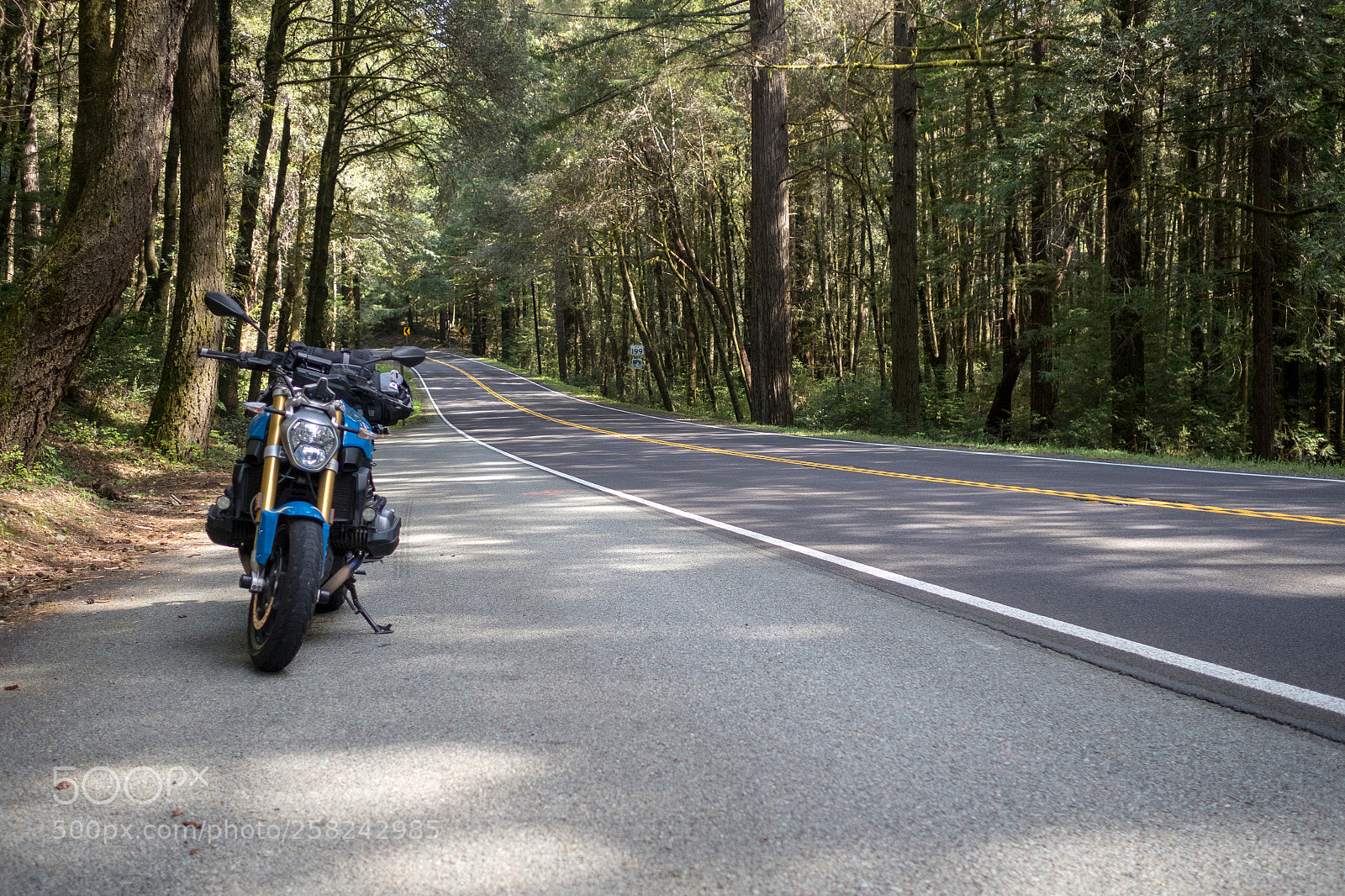 Olympus OM-D E-M5 II sample photo. Motorcycle touring in klamath photography