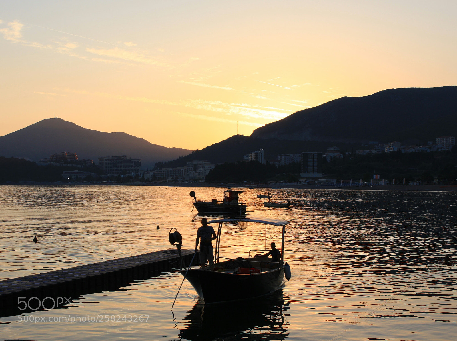 Canon EOS 40D sample photo. End of the day photography