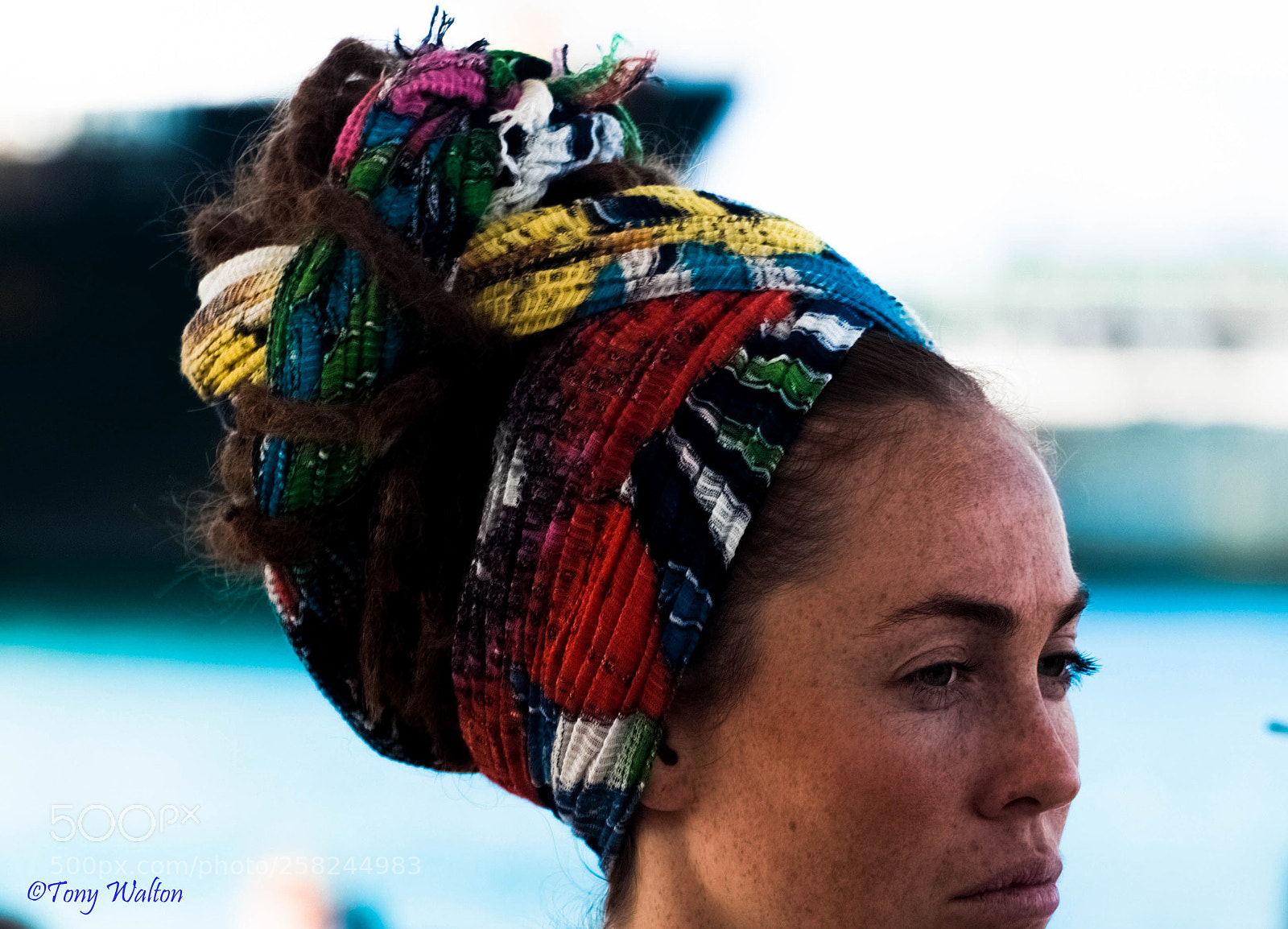 Nikon D90 sample photo. Girl colourful hair pirates photography