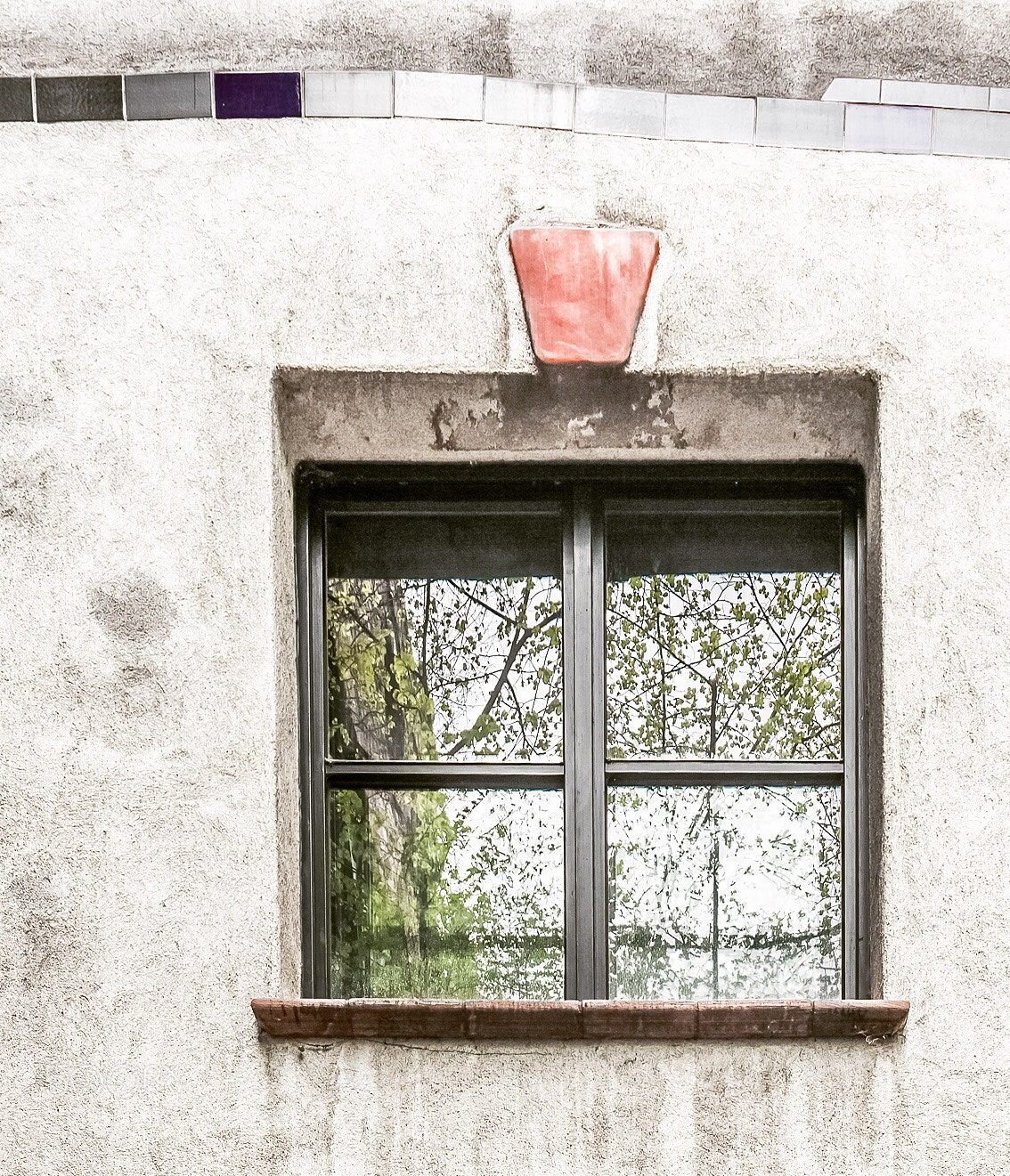 Canon EOS 5D Mark IV sample photo. Trees - hundertwasser house photography