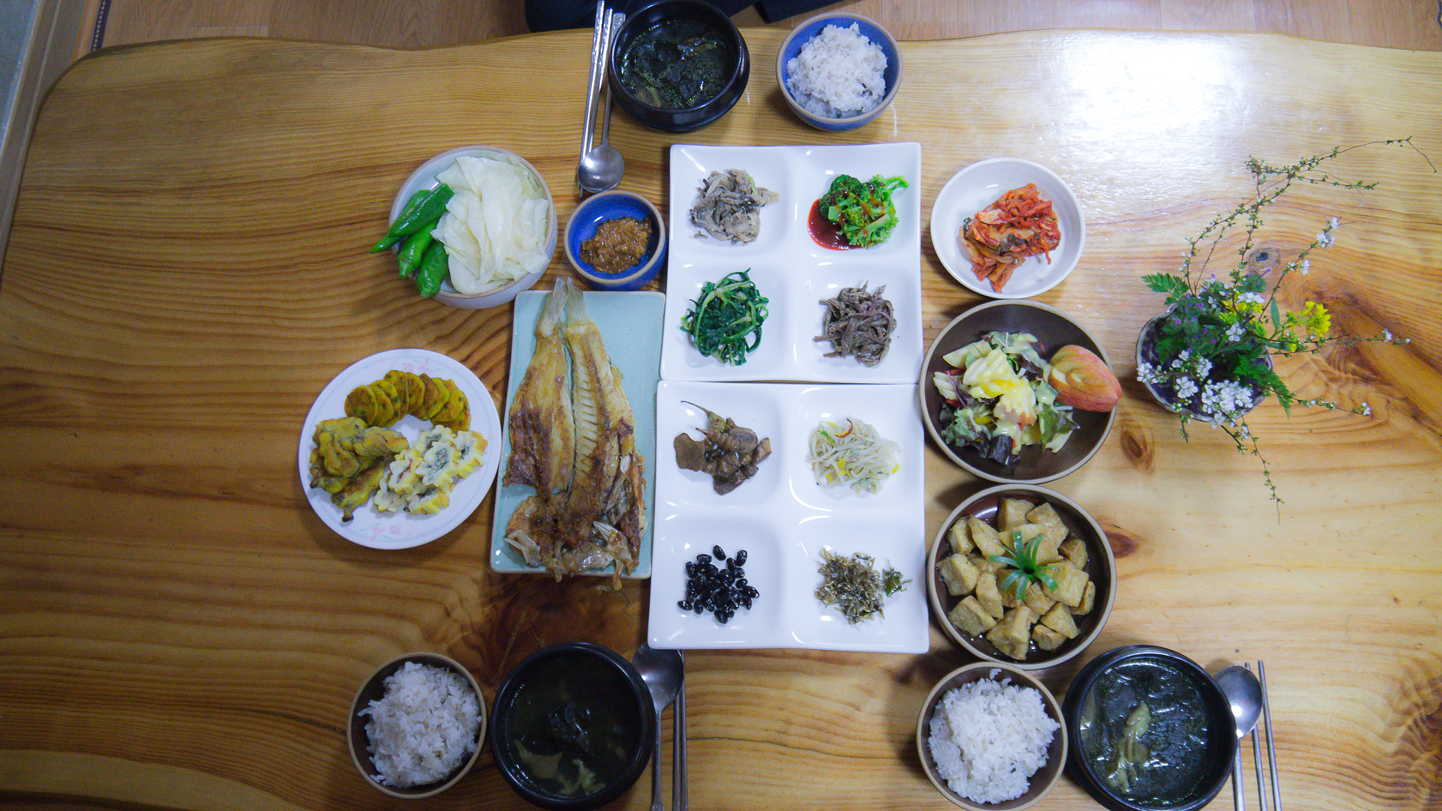 Panasonic Lumix DMC-GX1 sample photo. Morning breakfast in guesthouse in jeju-do photography