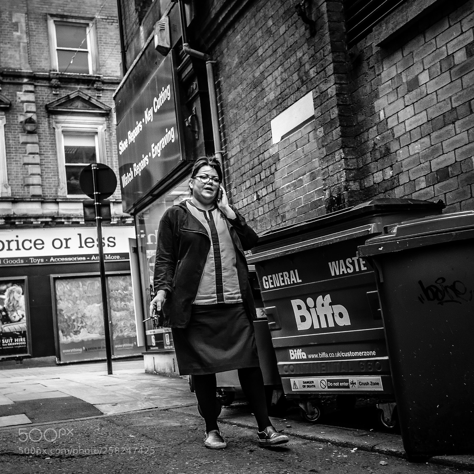 Fujifilm FinePix X100 sample photo. Biffa  photography