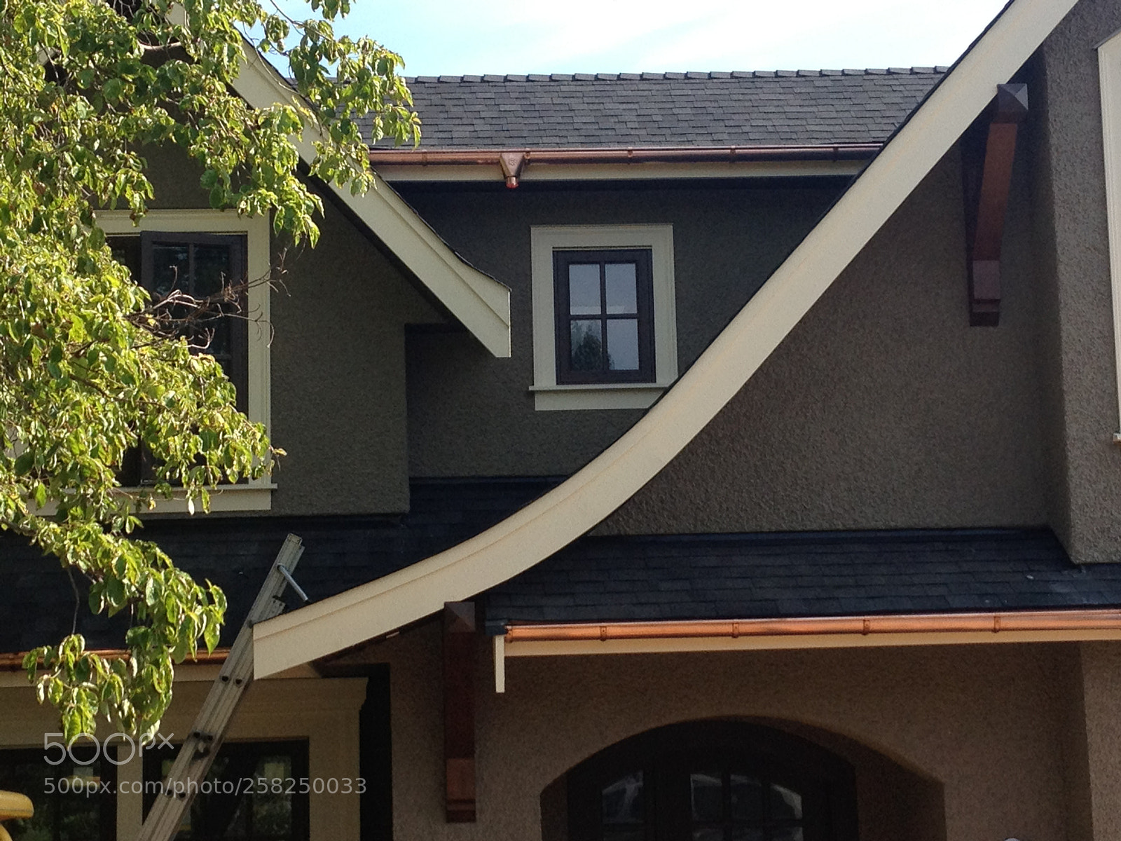 Apple iPhone 4S sample photo. Roofing services & solutions photography
