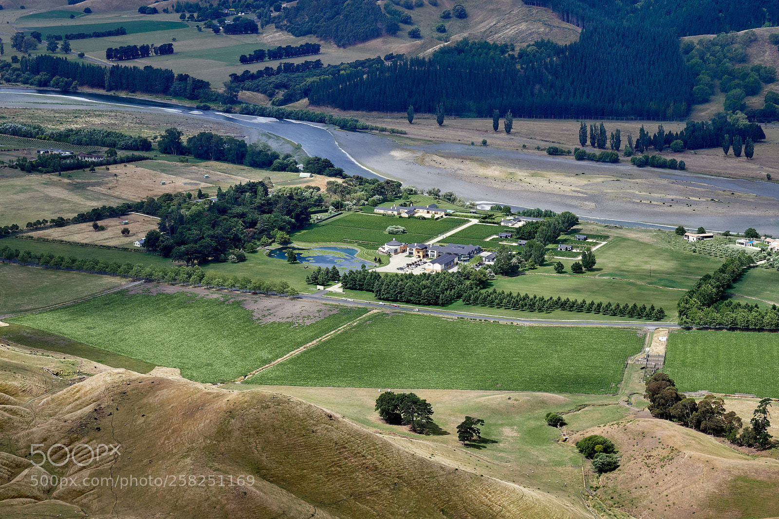 Olympus OM-D E-M1 Mark II sample photo. Craggy range winery photography