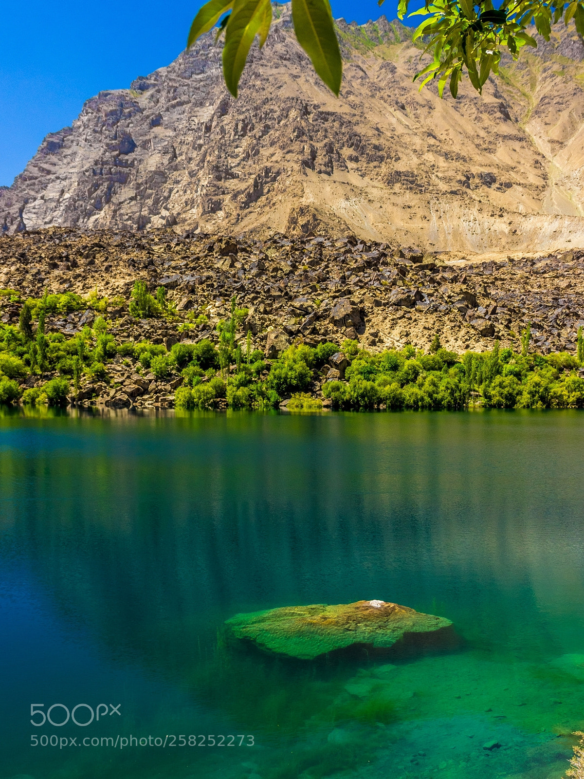 Canon EOS 550D (EOS Rebel T2i / EOS Kiss X4) sample photo. Upper kachura lake photography