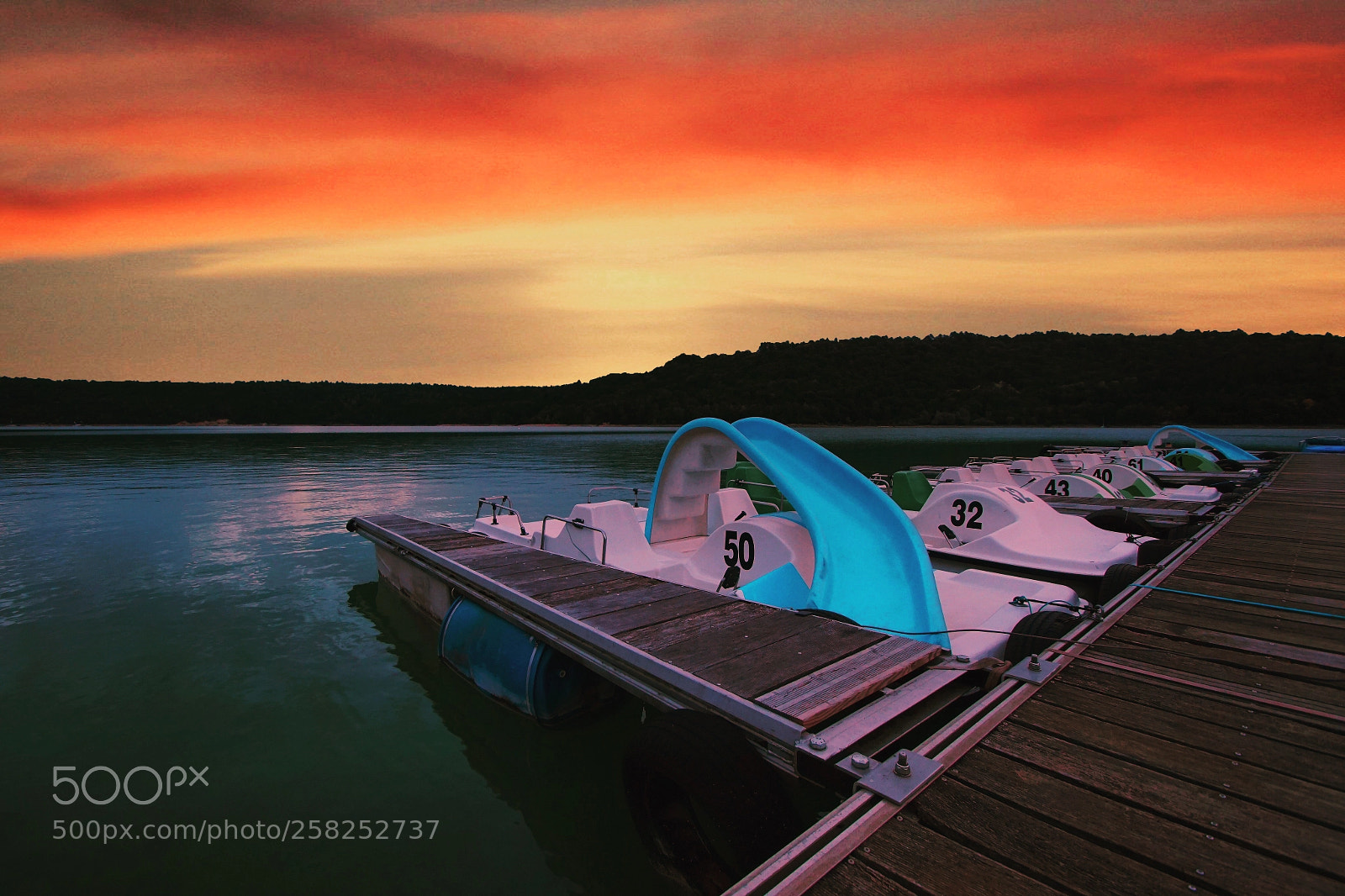 Sony ILCA-77M2 sample photo. Aqua parking photography