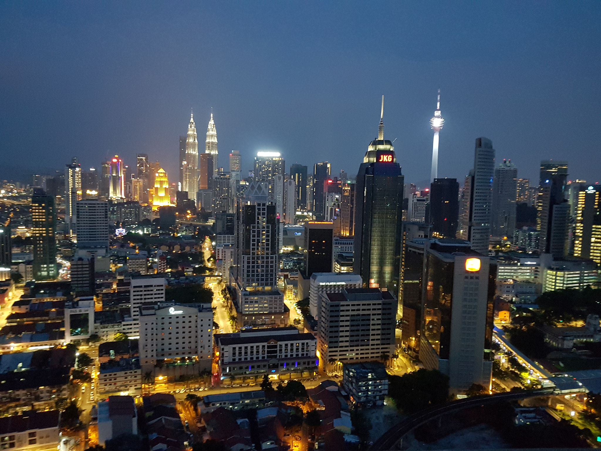 Samsung Galaxy Note Fan Edition sample photo. Kuala lumpur skyscappers photography