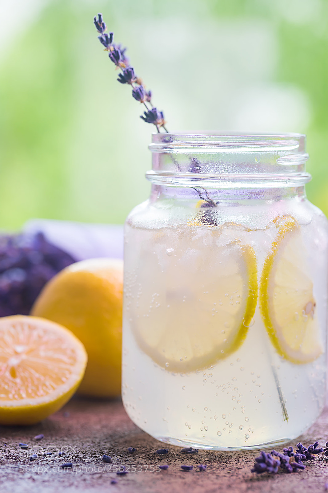 Canon EOS 6D sample photo. Lemonade with lemons and photography