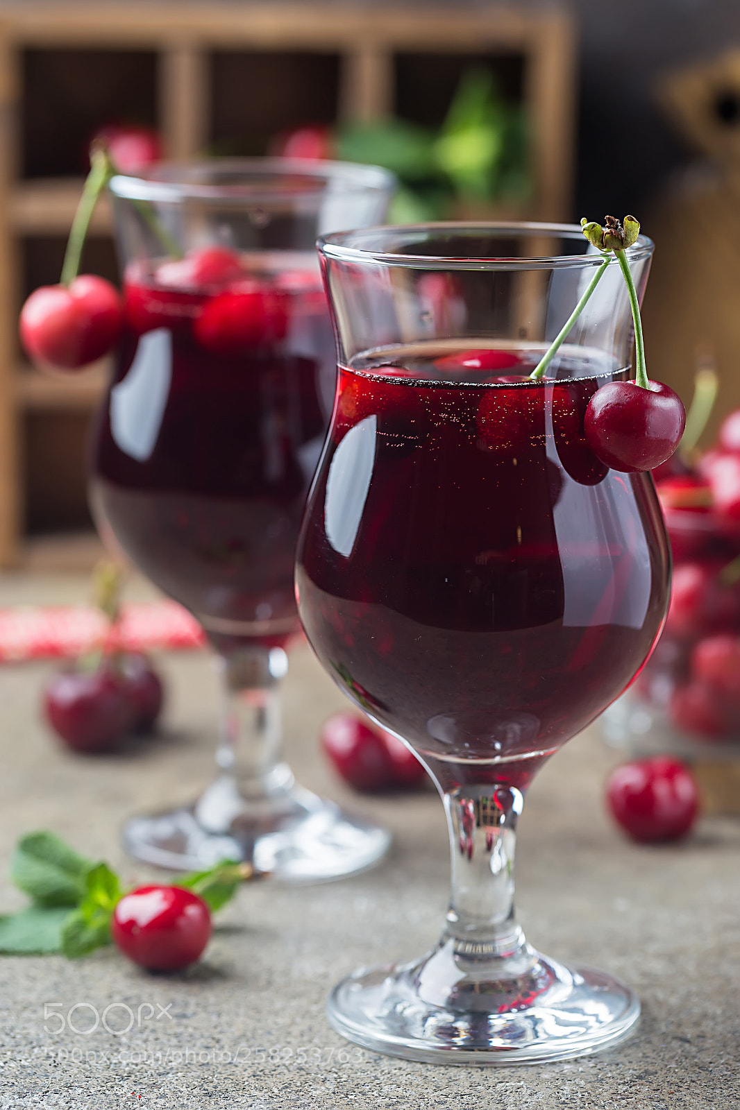 Canon EOS 6D sample photo. Homemade fresh cherry juice photography