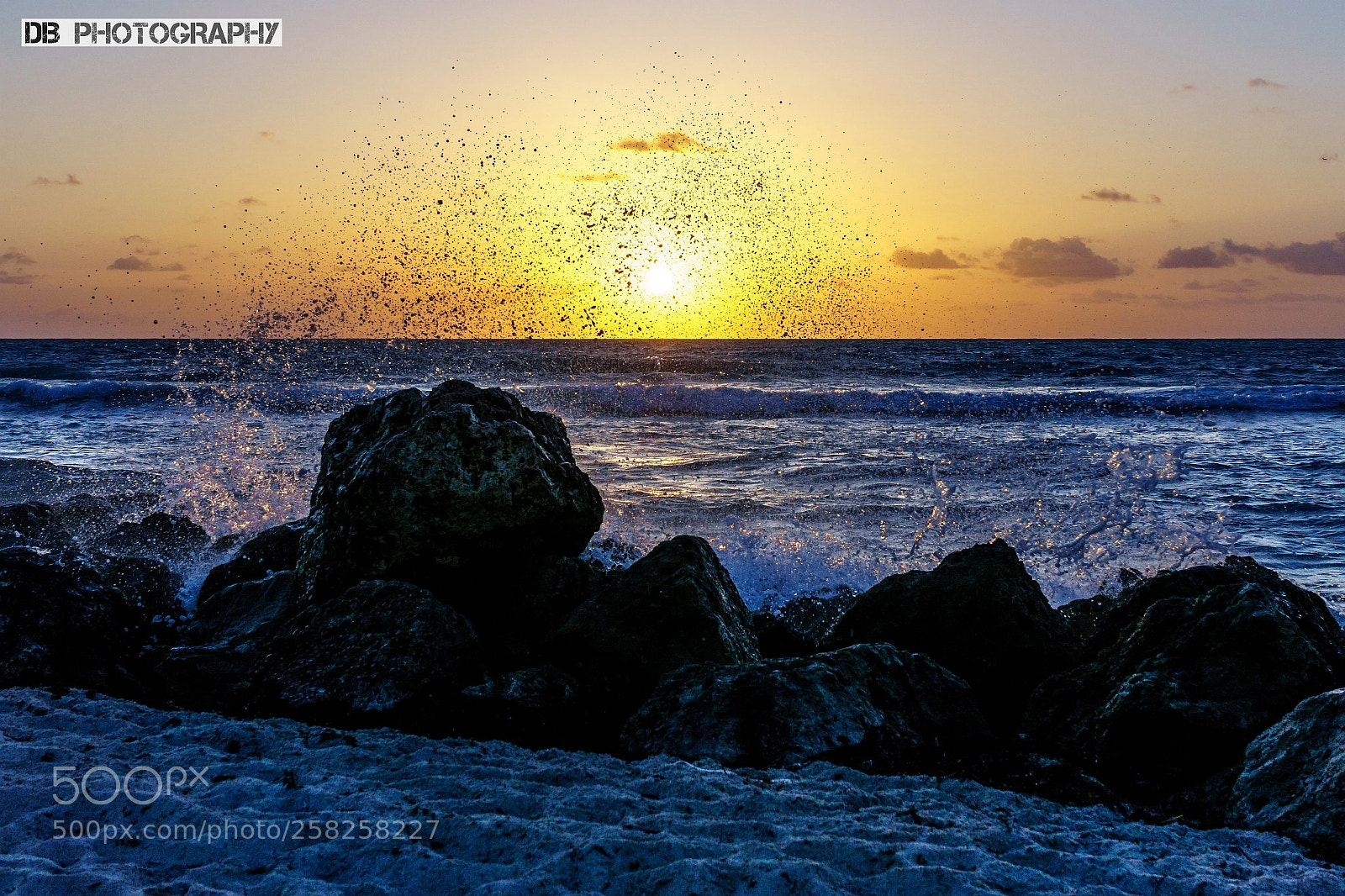 Sony a6000 sample photo. Sunrise in miami beach photography
