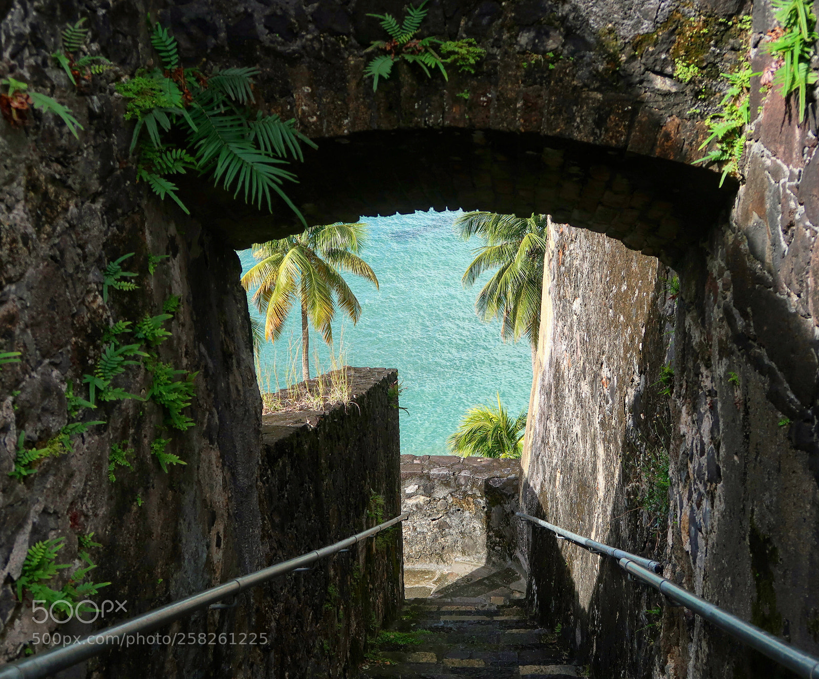 Canon PowerShot G7 X Mark II sample photo. Les portes du paradis photography