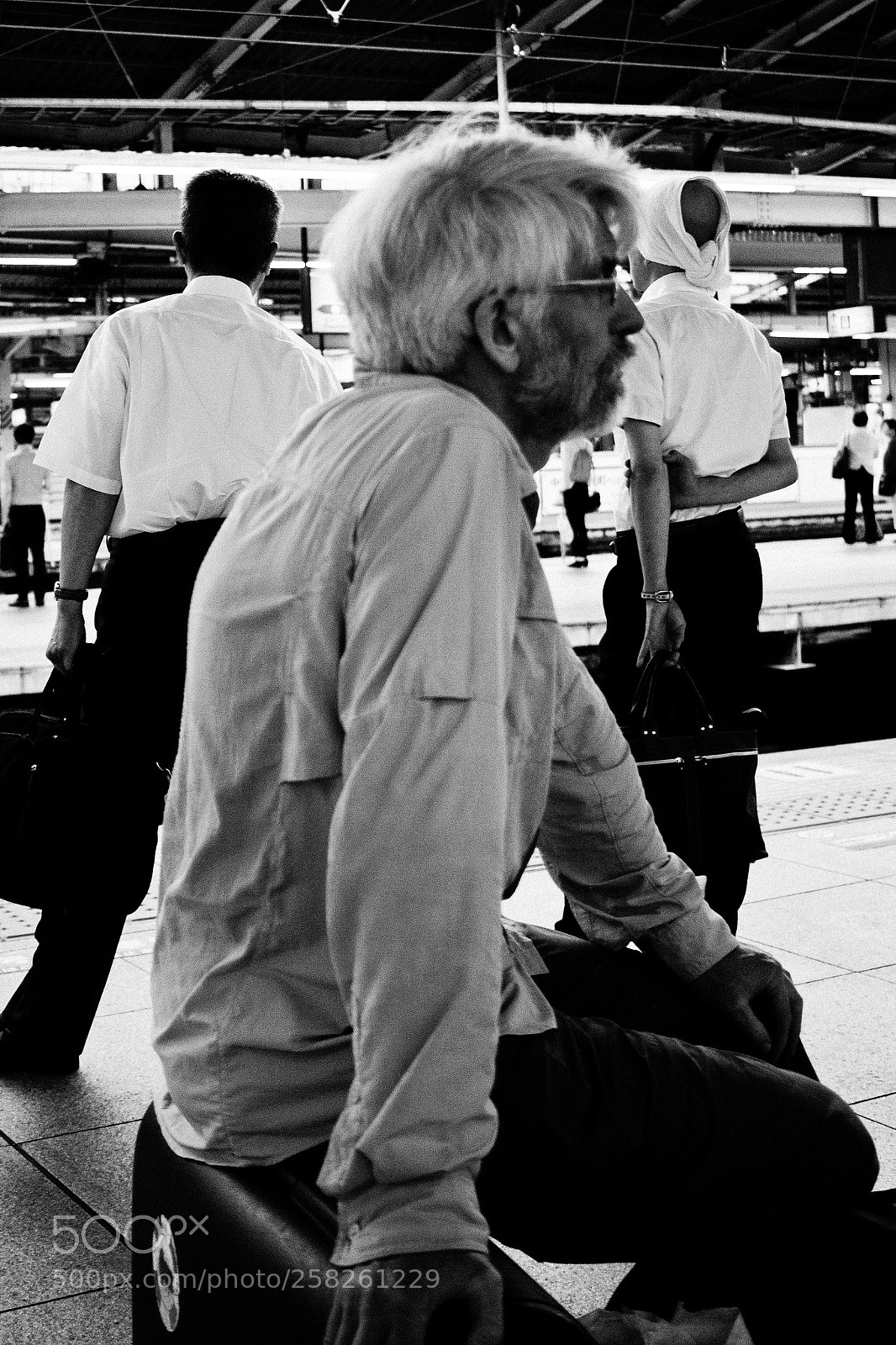 Canon EOS 100D (EOS Rebel SL1 / EOS Kiss X7) sample photo. Japan street photography