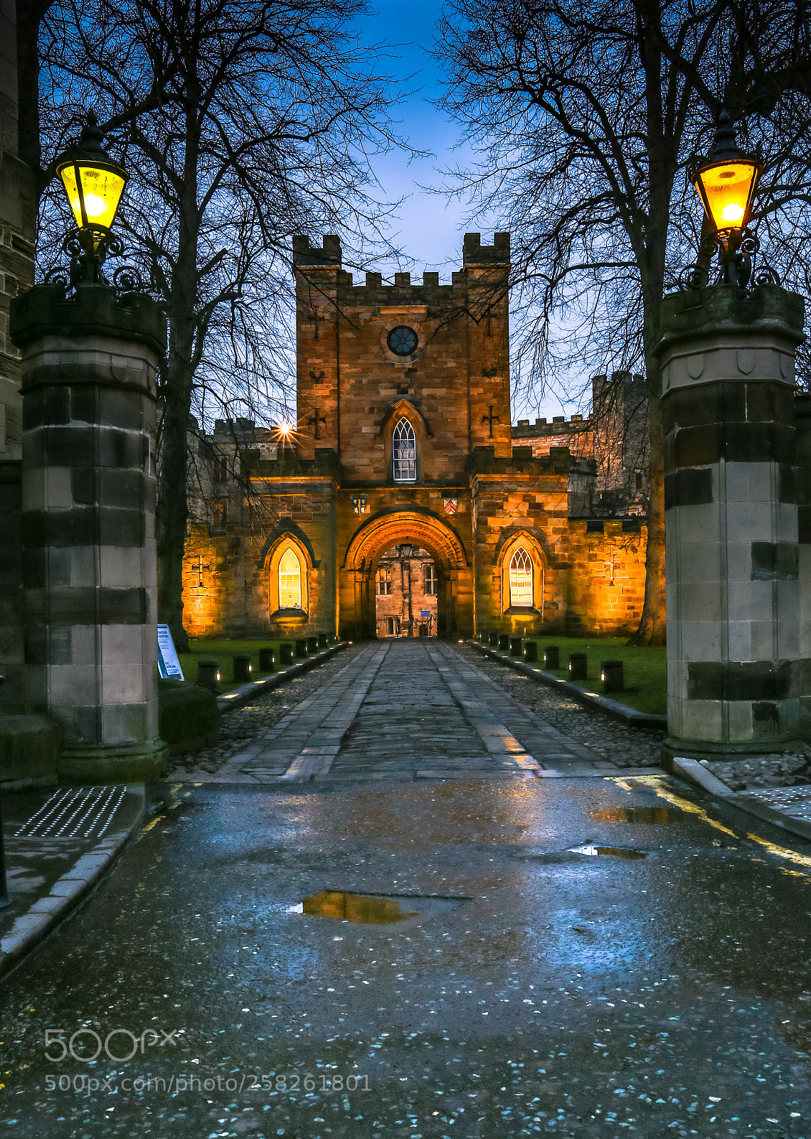 Canon EOS 6D sample photo. Durham castle entrance at photography