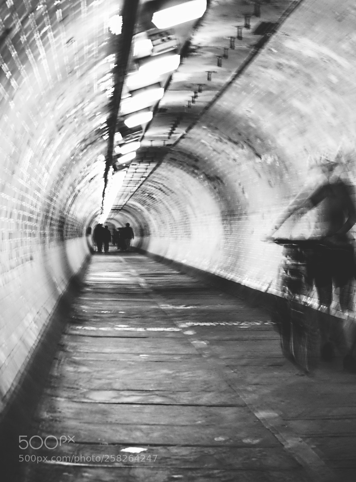 Pentax K-3 II sample photo. Through the tunnel photography
