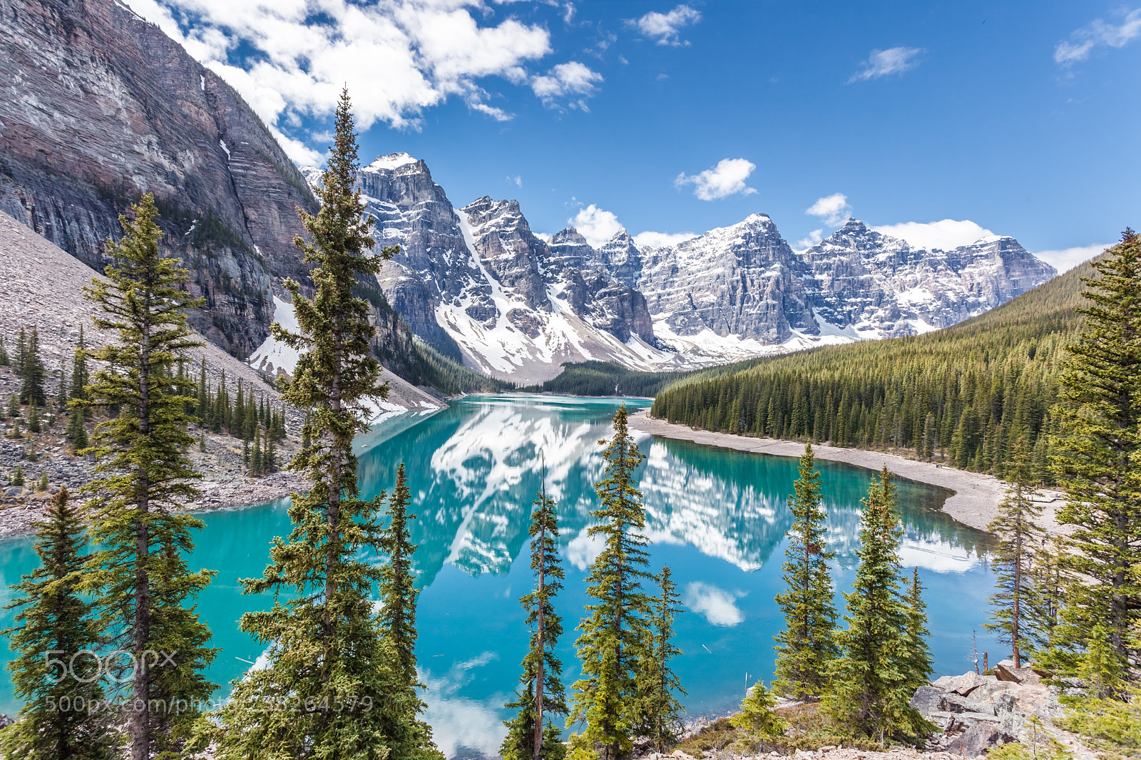 Canon EOS 5D Mark II sample photo. Moraine lake in banff photography
